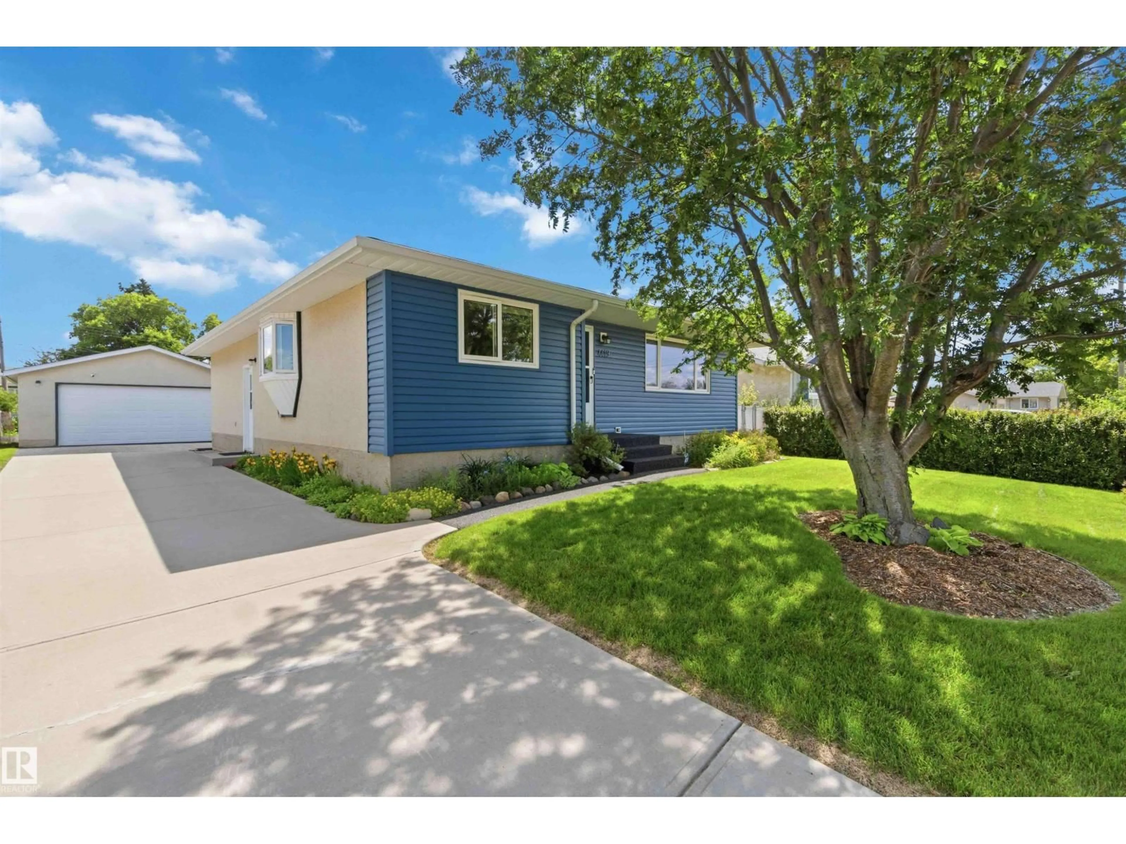 Home with vinyl exterior material, street for 4419 47 ST, Gibbons Alberta T0A1N1
