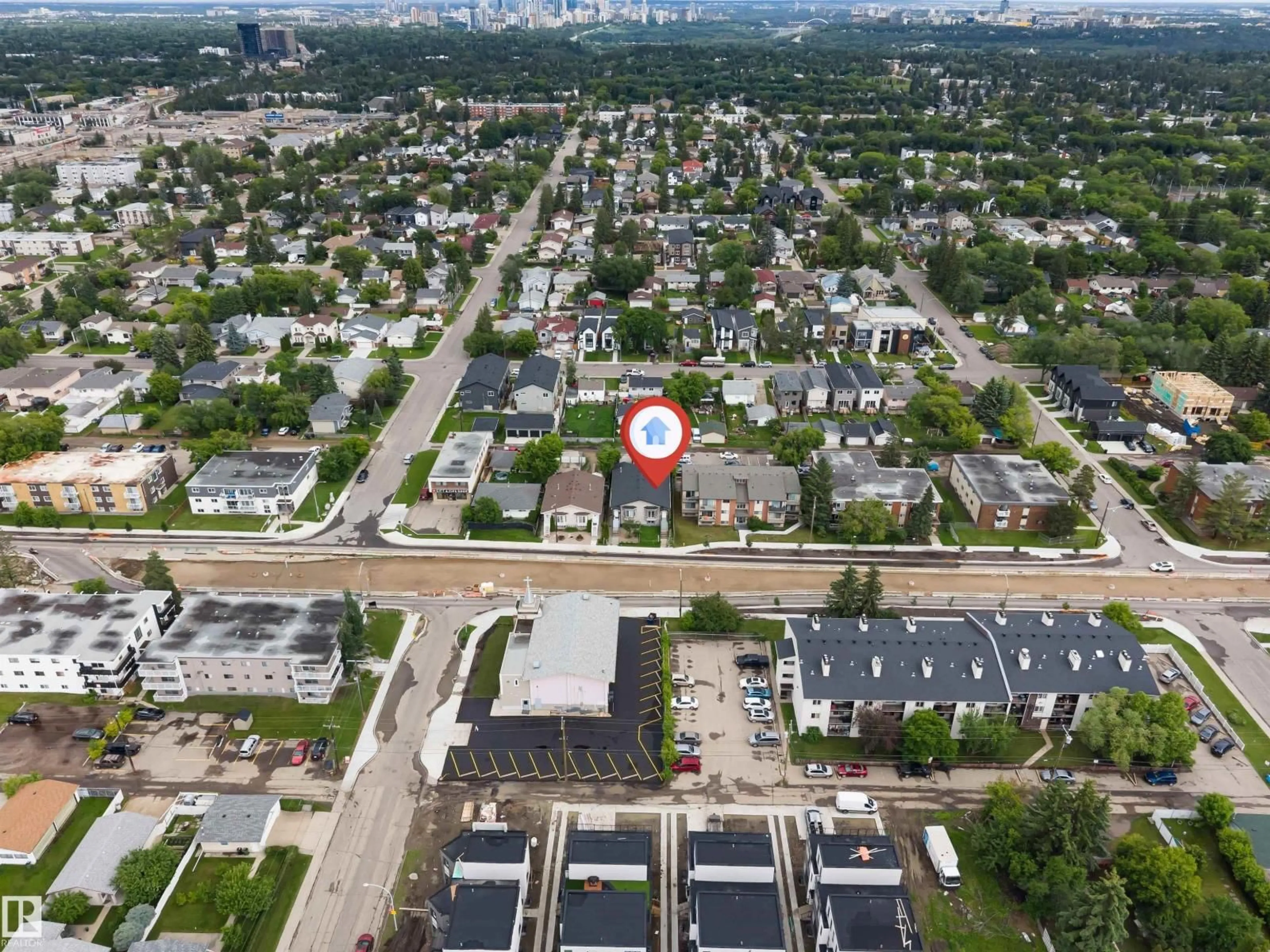A pic from outside/outdoor area/front of a property/back of a property/a pic from drone, street for NW - 9825 156 ST, Edmonton Alberta T5P2P2