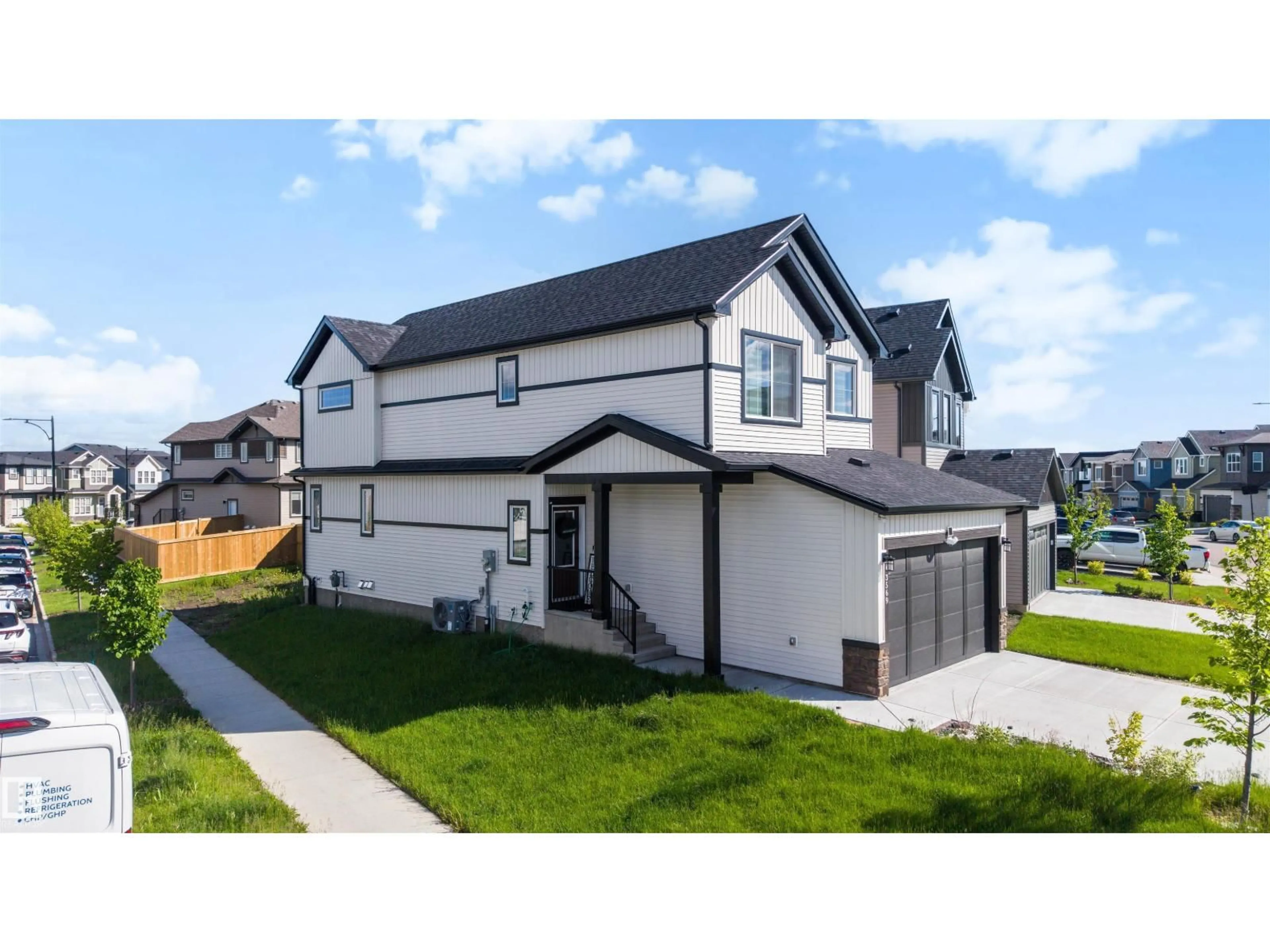 Home with vinyl exterior material, street for LI NW - 3569 ERLANGER LINK, Edmonton Alberta T6M1J5