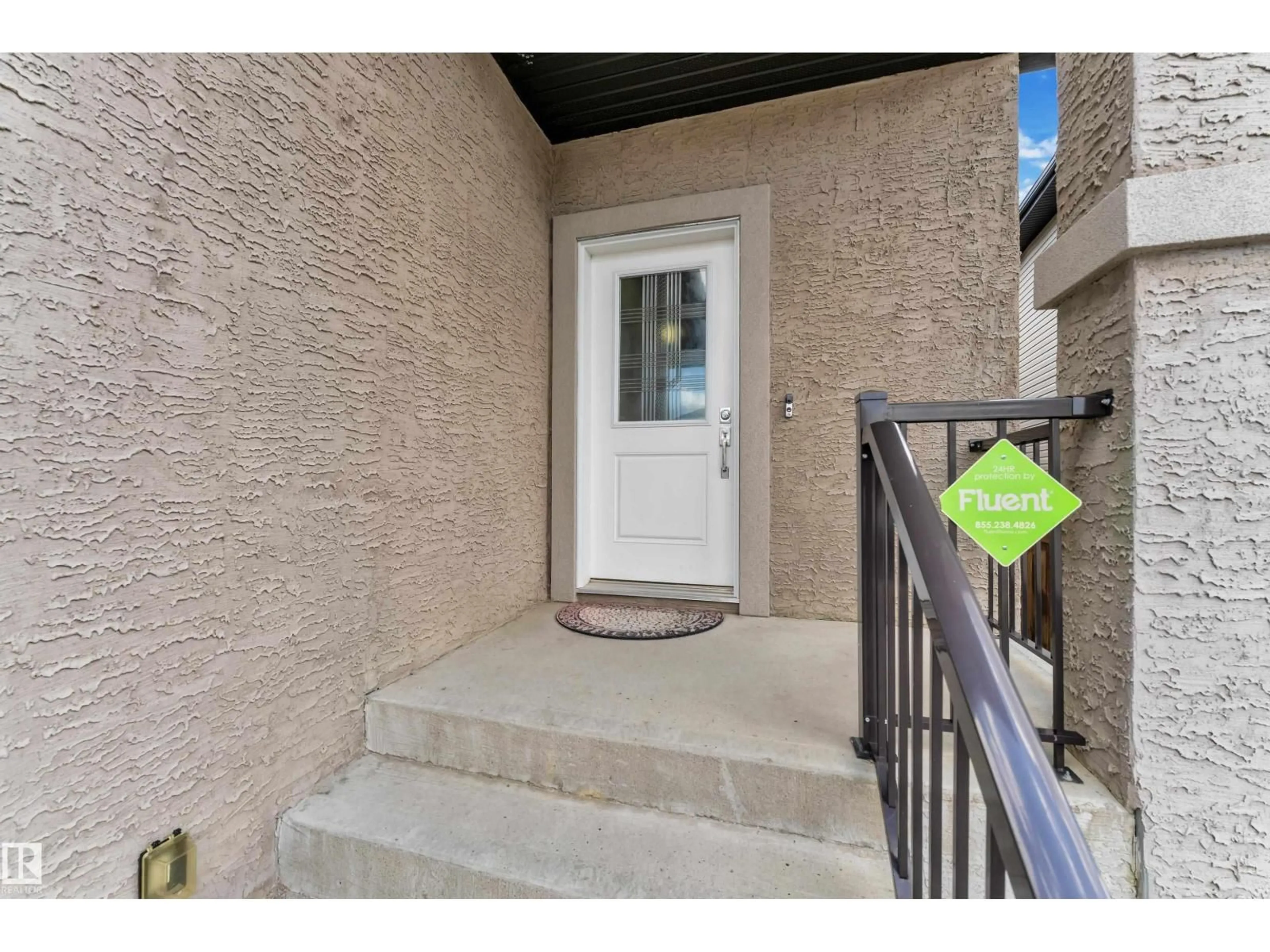 Indoor entryway for 6529 172 AV, Edmonton Alberta T5Y3R1