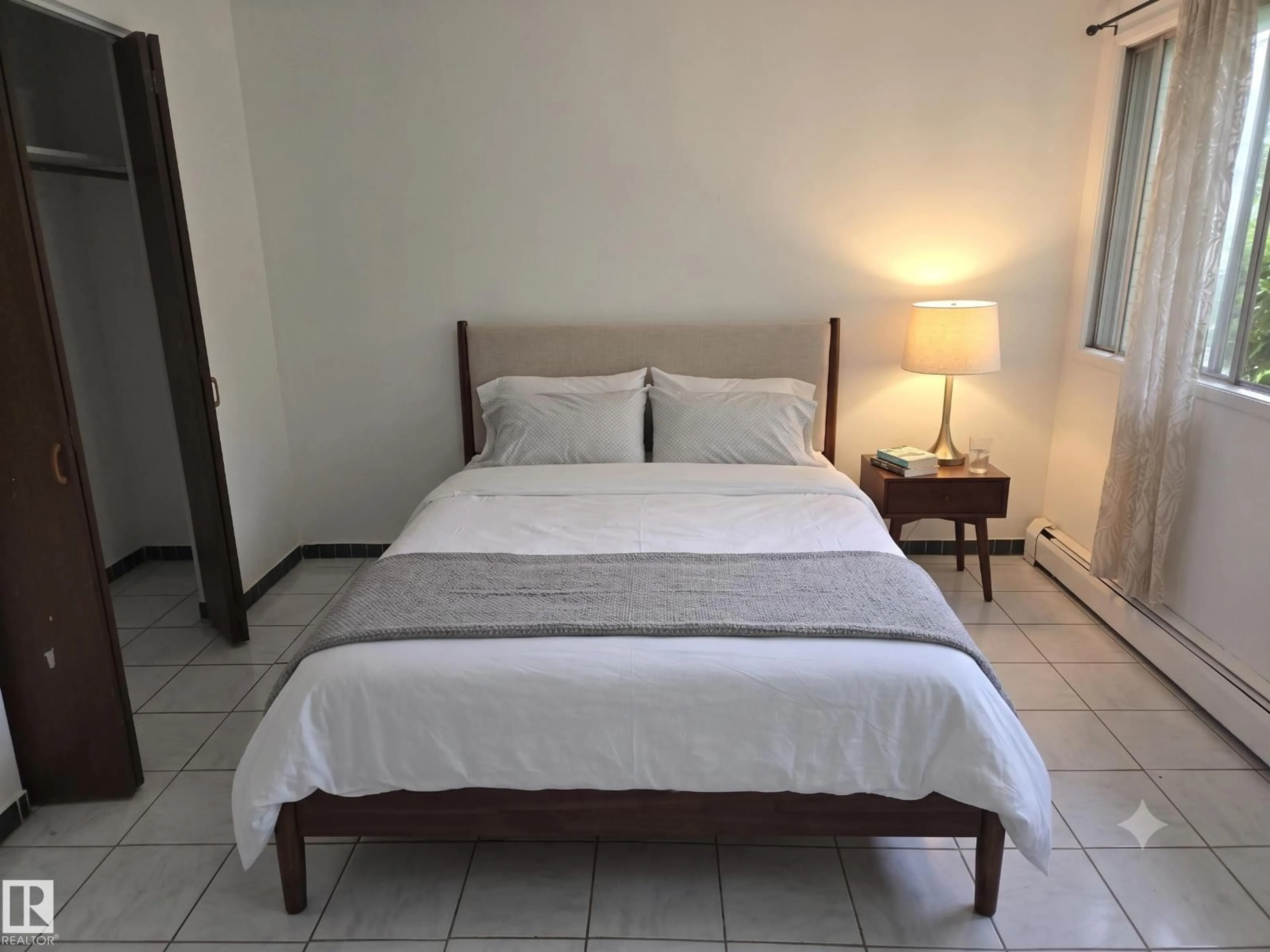 Bedroom with bed, unknown for 307 - 11907 81 ST, Edmonton Alberta T5B2S7