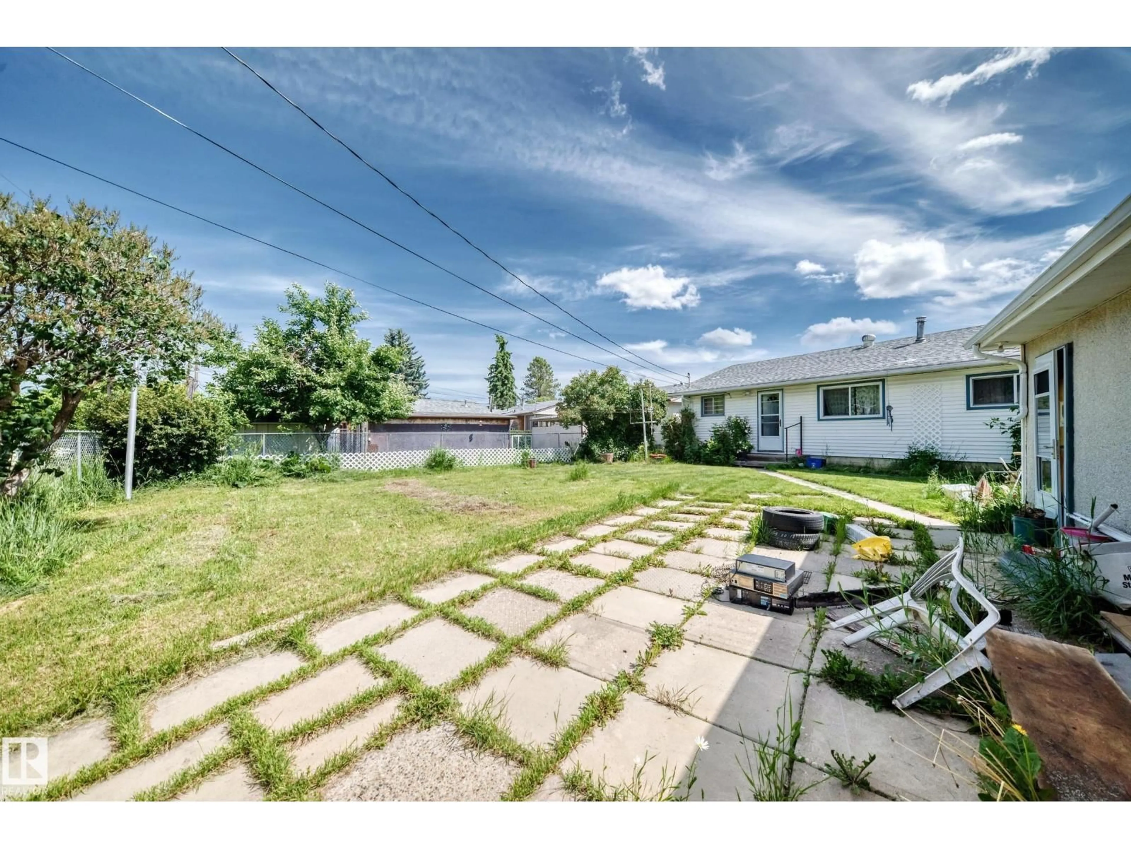 A pic from outside/outdoor area/front of a property/back of a property/a pic from drone, street for NW - 12816 77 ST, Edmonton Alberta T5C1C6
