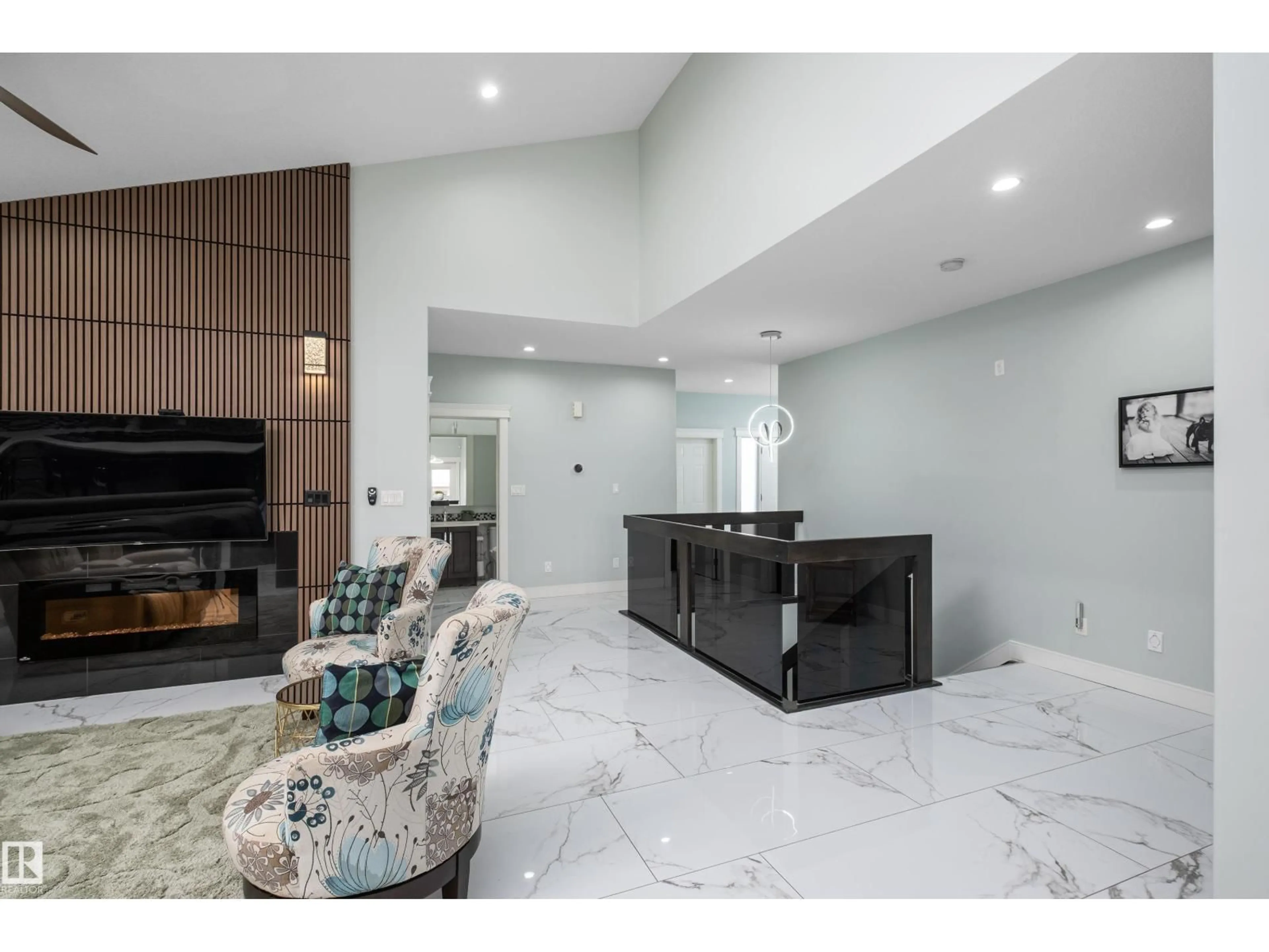 Unknown for 18 LAKEVISTA PT, Beaumont Alberta T4X0J2