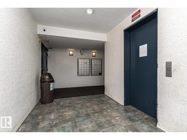 #405 - 2620 MILL WOODS RD E, Edmonton 4