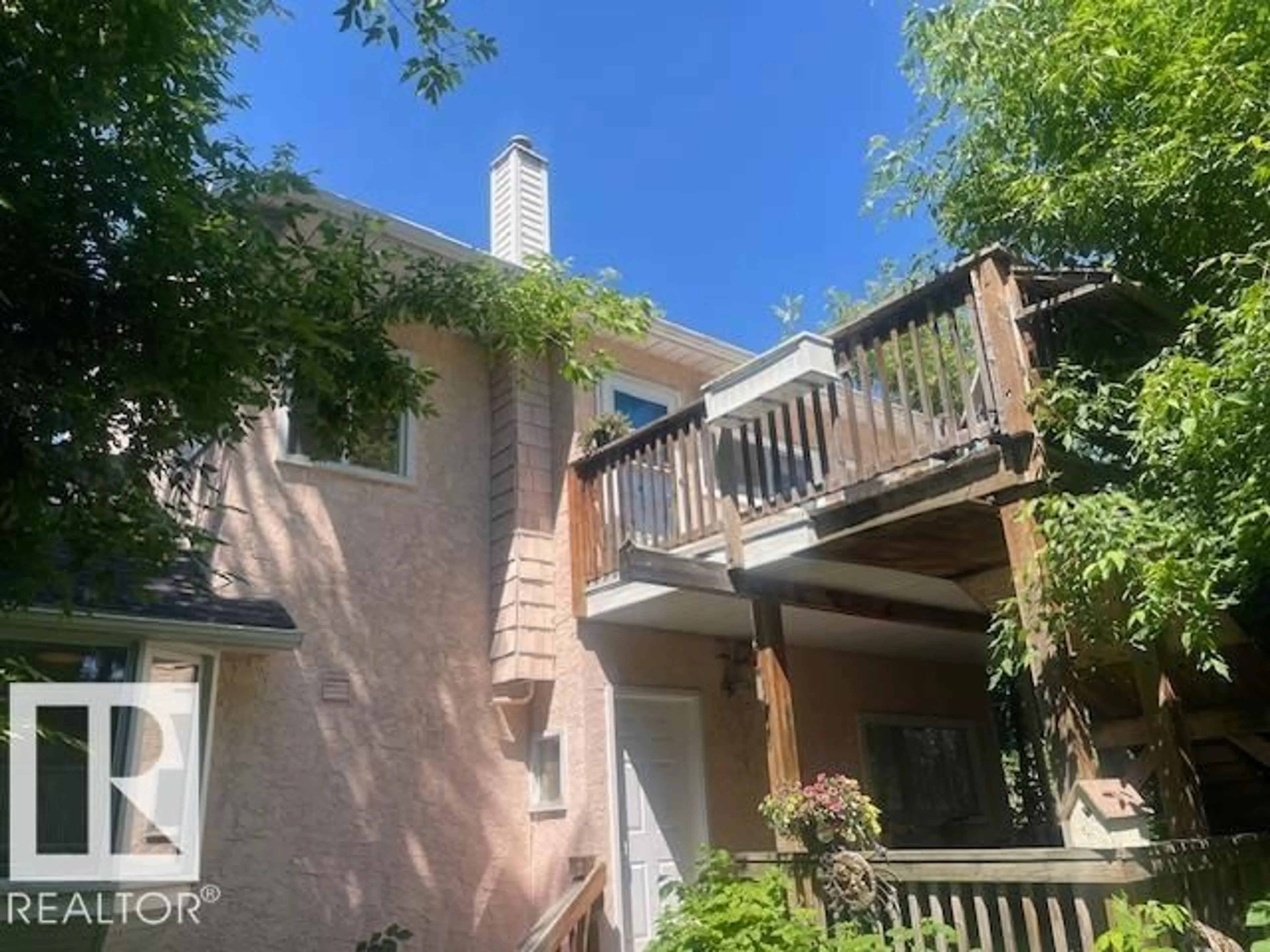 Unknown for 10113 88 ST, Edmonton Alberta T5H1N9