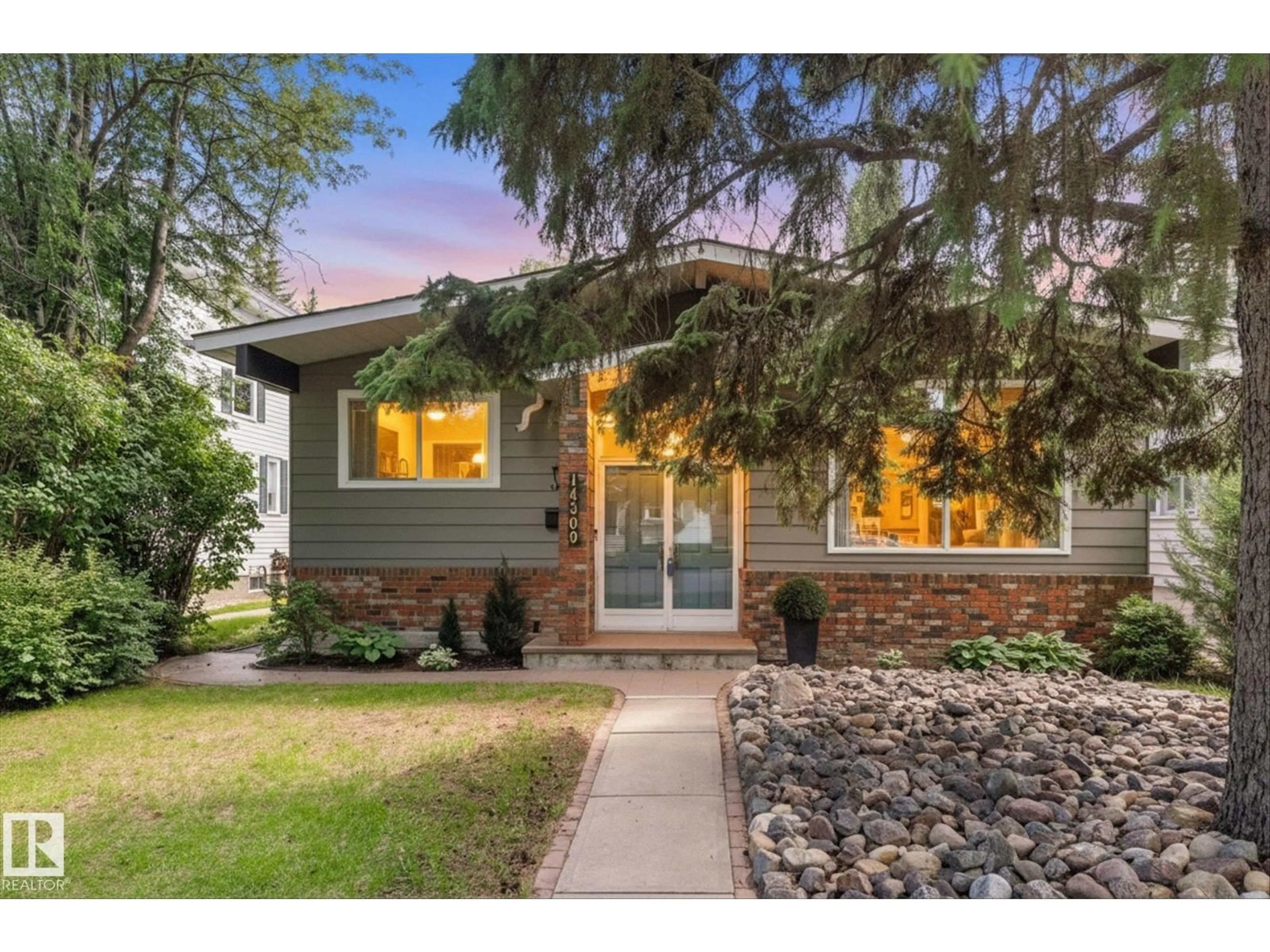 Unknown for NW - 14309 101 AV, Edmonton Alberta T5N0K7