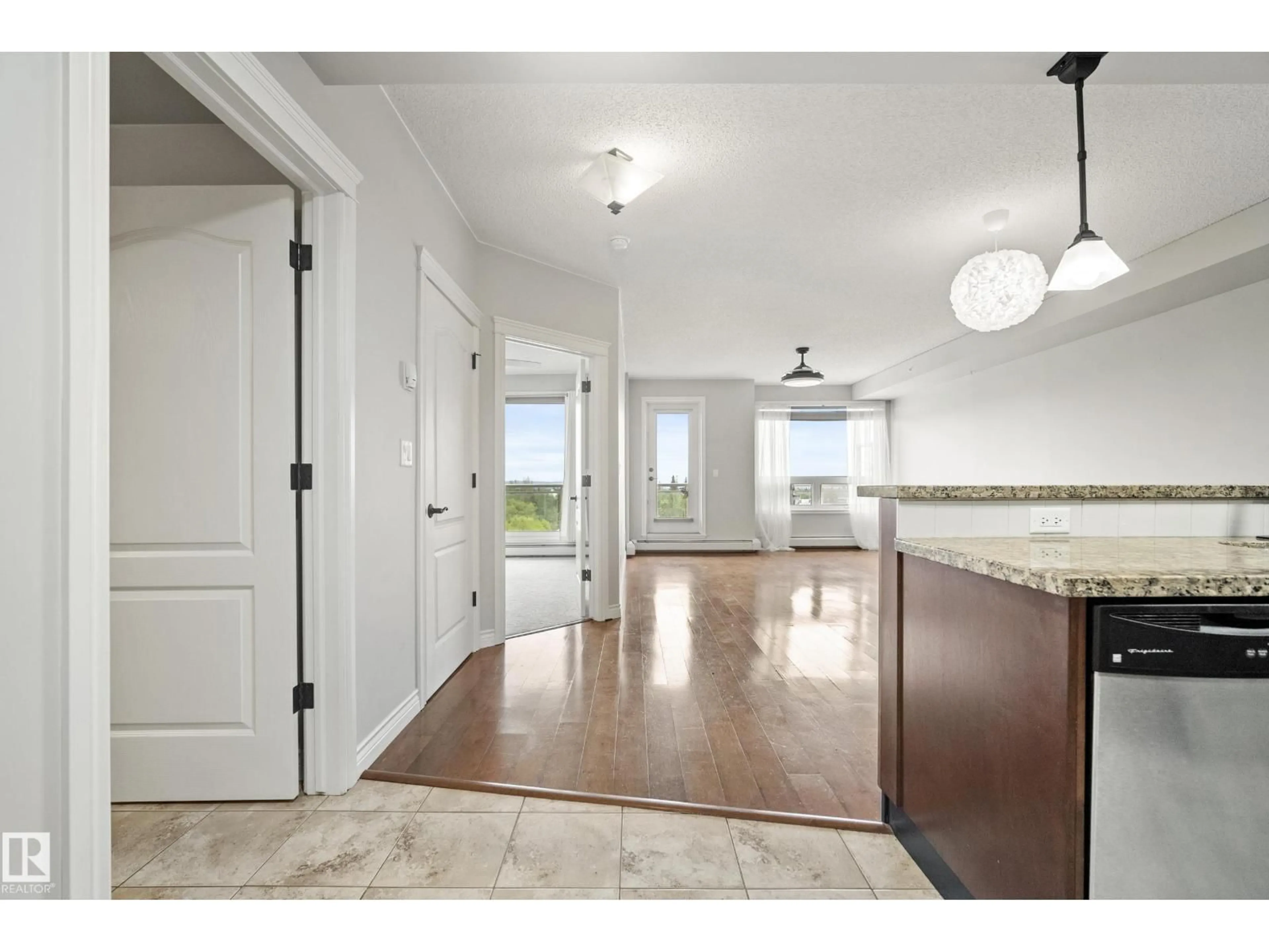 Open concept kitchen, ceramic/tile floor for 33 - 612 FIFTH AV, Spruce Grove Alberta T7X2C5