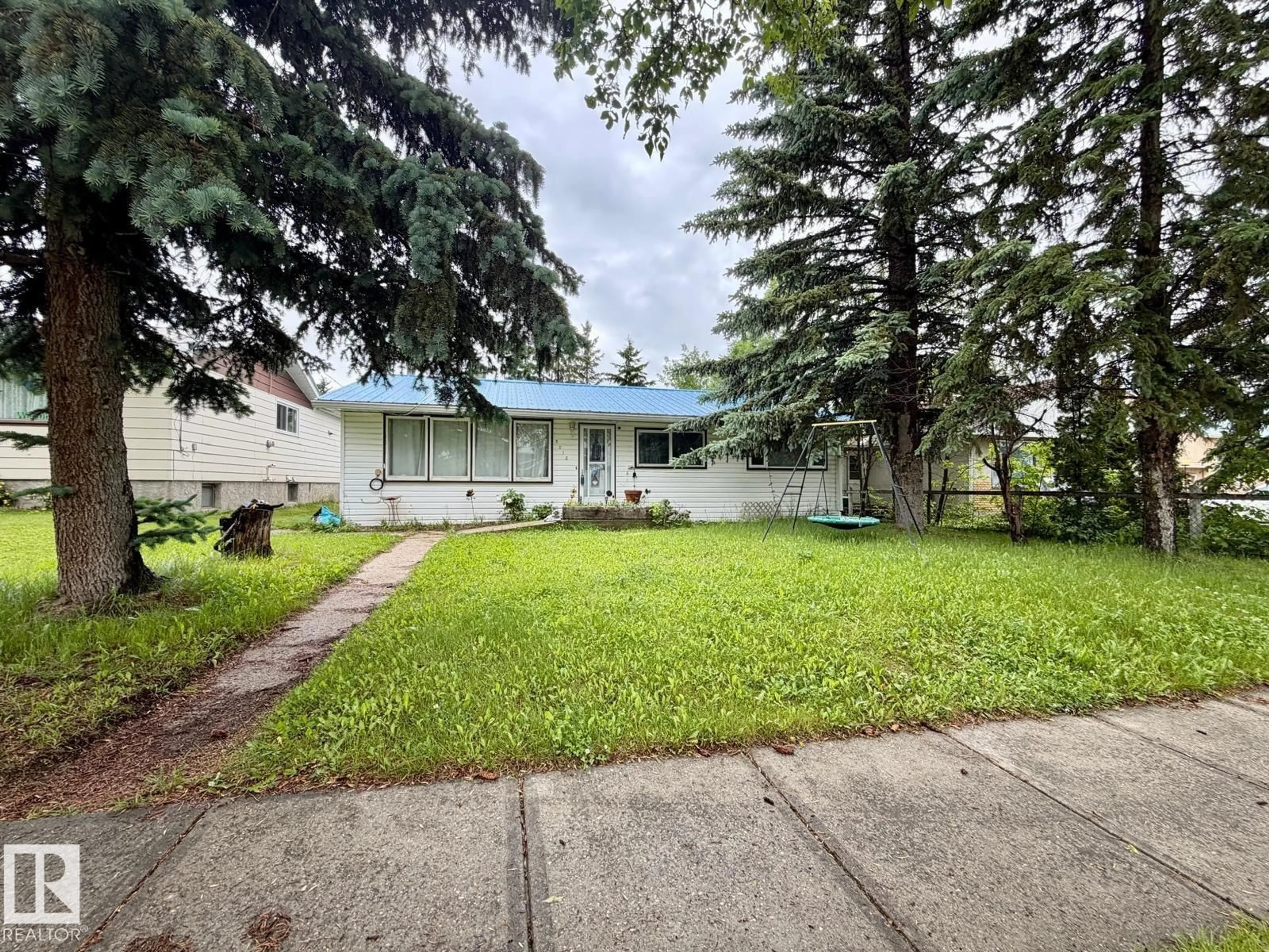 Unknown for 5012 48 STREET, Warburg Alberta T0C2T0