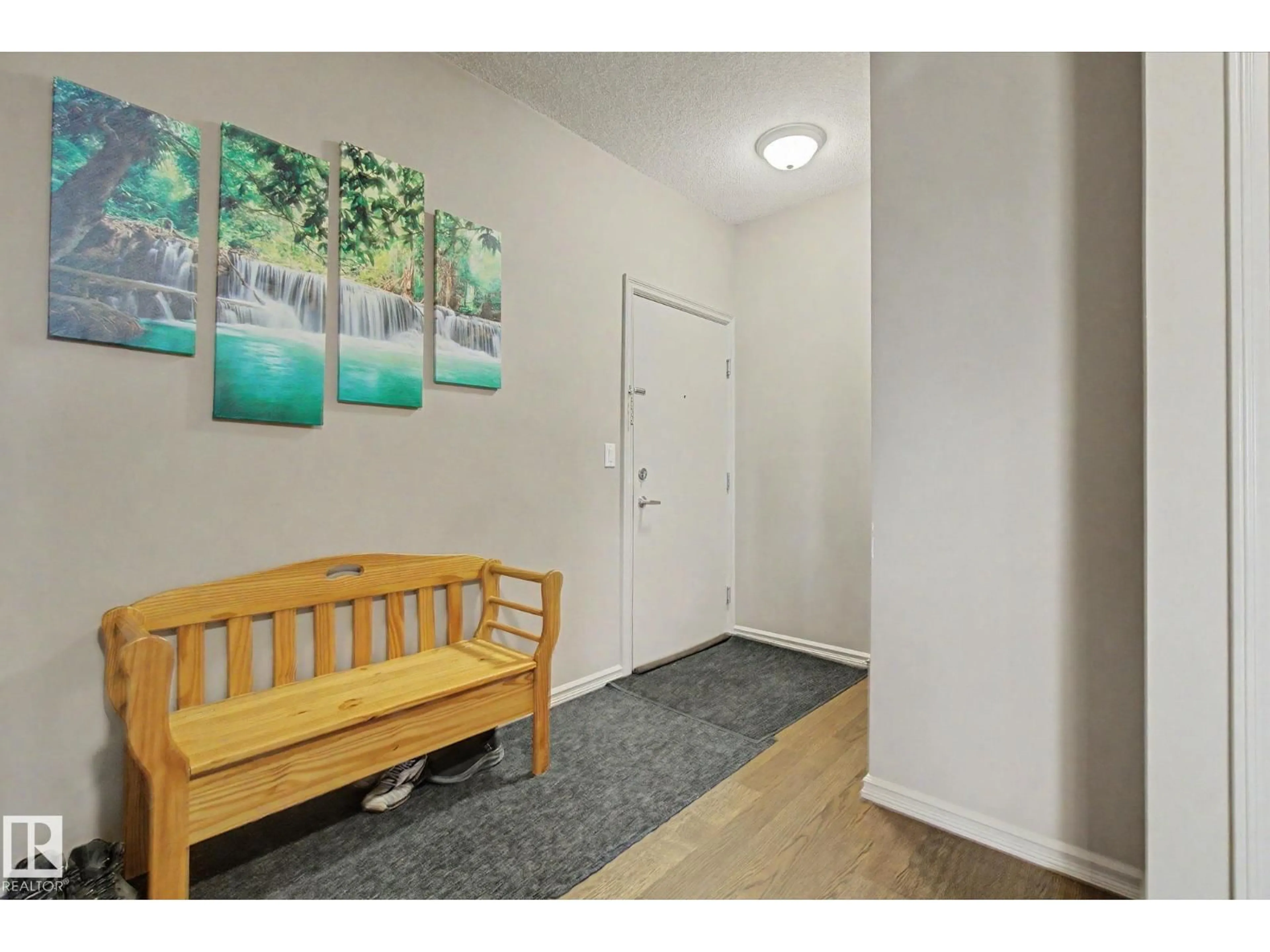 Indoor entryway for 263 MACEWAN RD, Edmonton Alberta T6W0C4