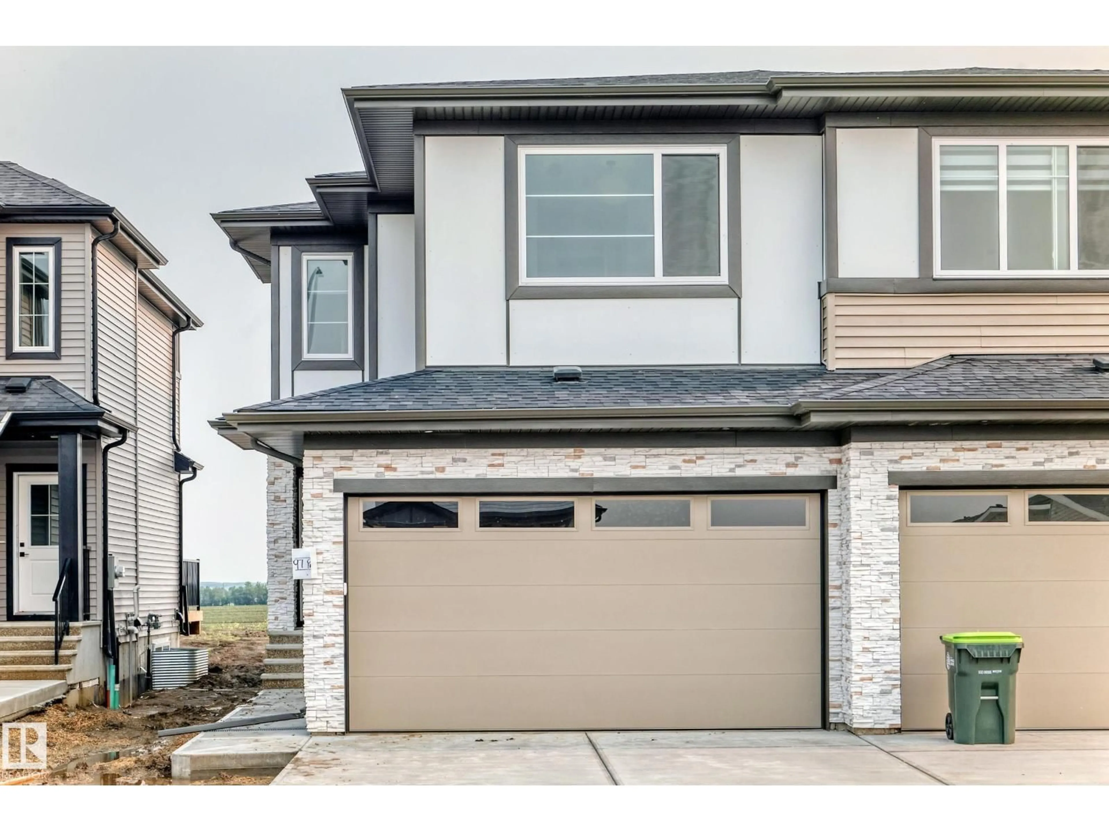 Home with vinyl exterior material, street for 97 PATRIOT WY, Spruce Grove Alberta T7X4E8