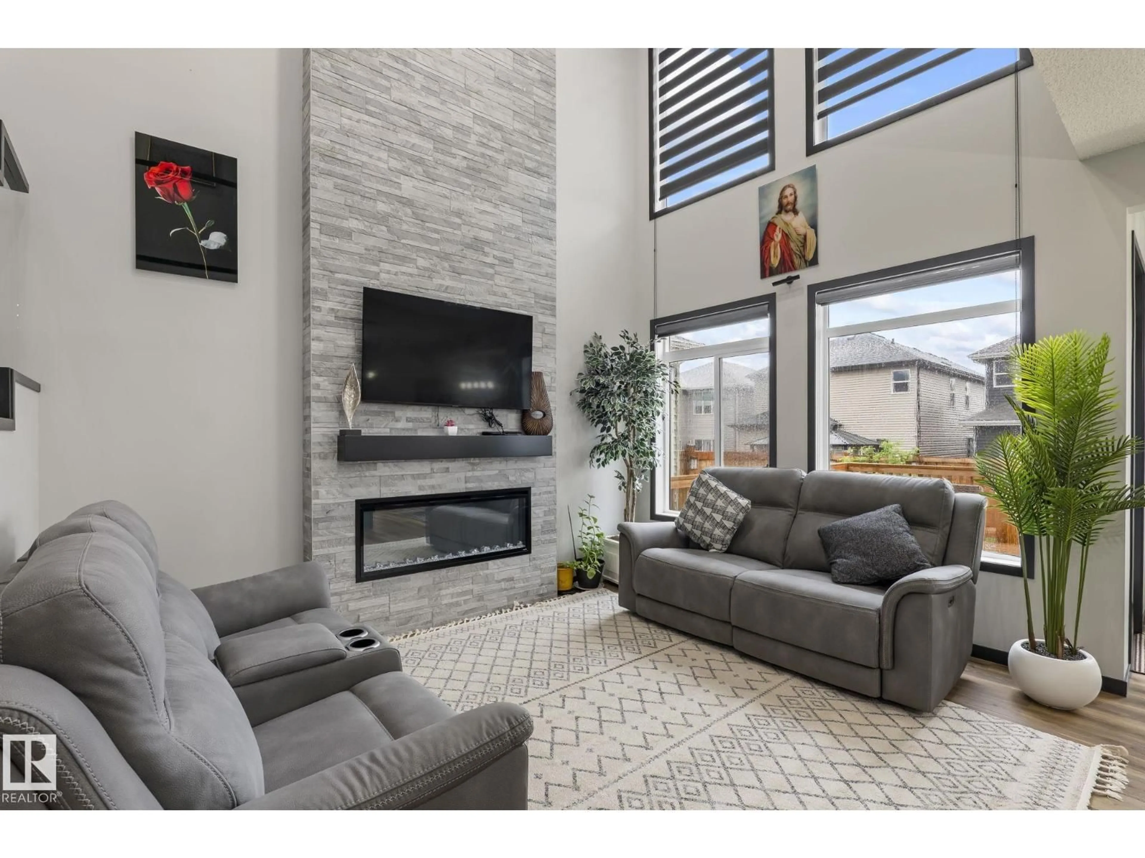 Living room with furniture, ceramic/tile floor for SW - 5110 23A AVE, Edmonton Alberta T6X3A5