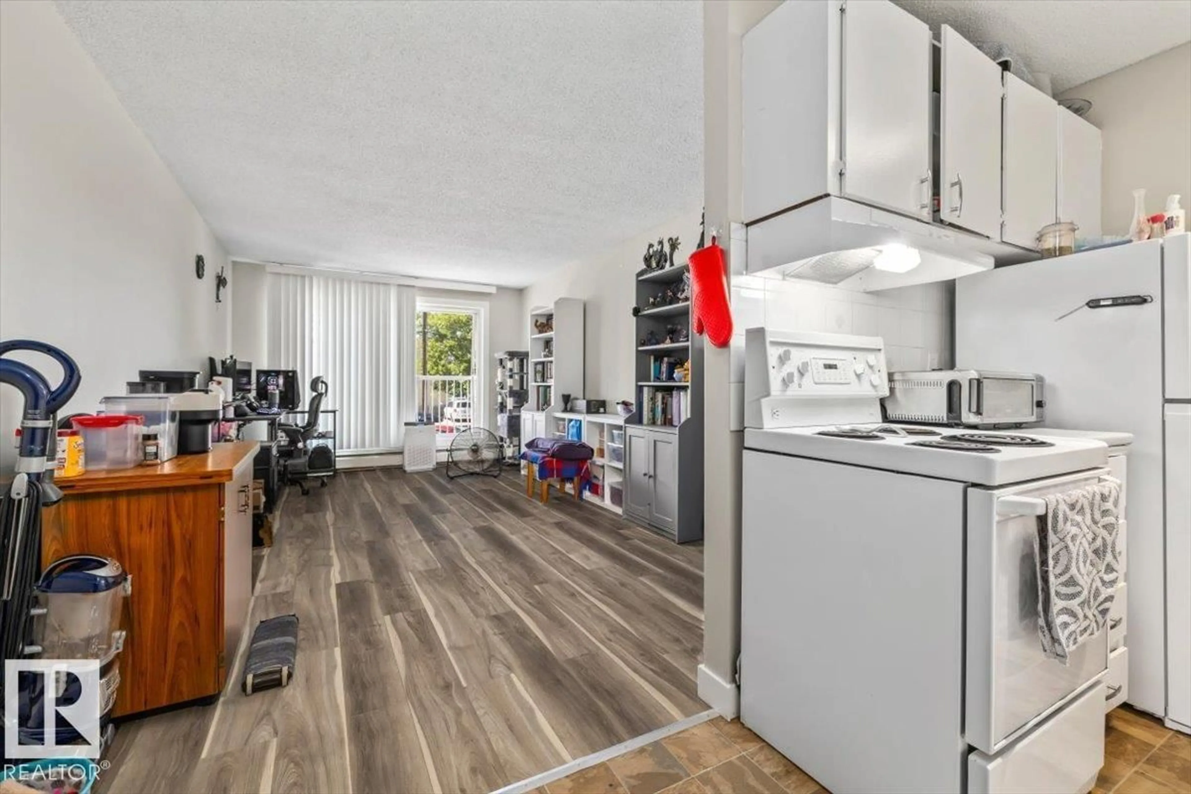 Open concept kitchen, unknown for 202 - 10330 113 ST NW, Edmonton Alberta T5K1P6