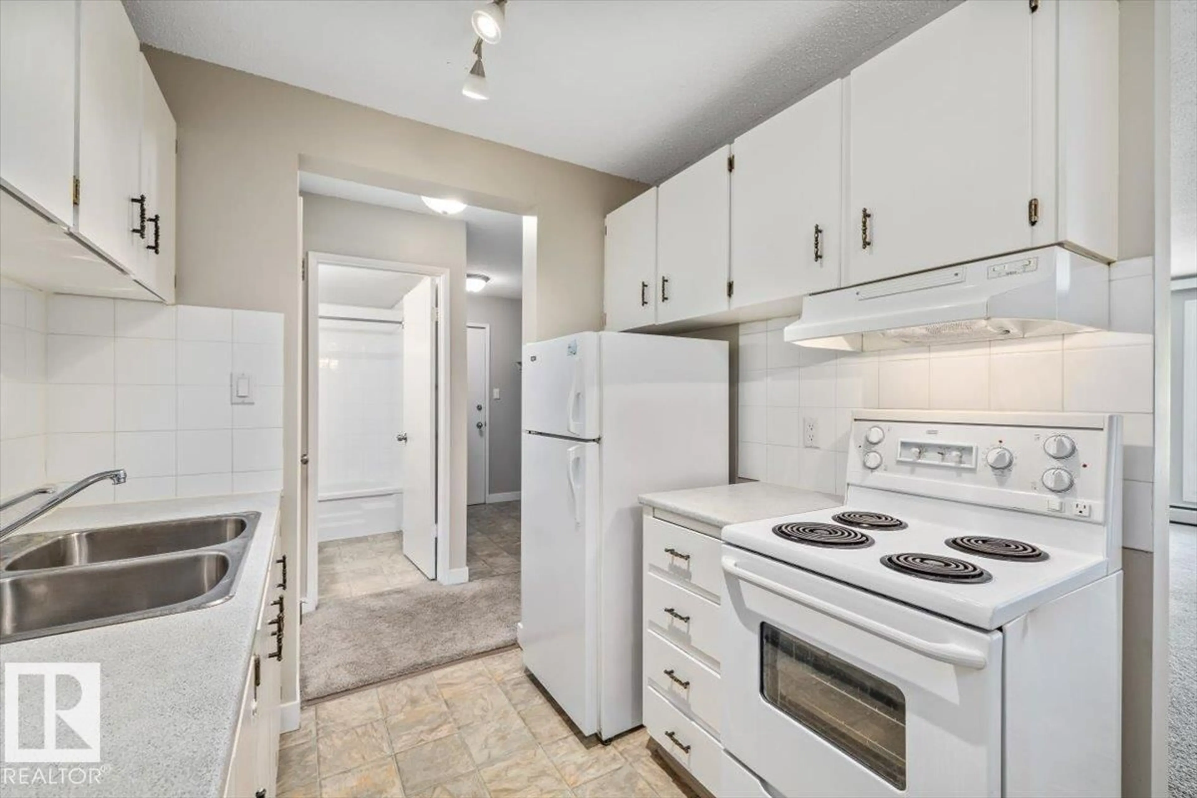 Standard kitchen, unknown for #306 - 10330 113 ST, Edmonton Alberta T5K1P6