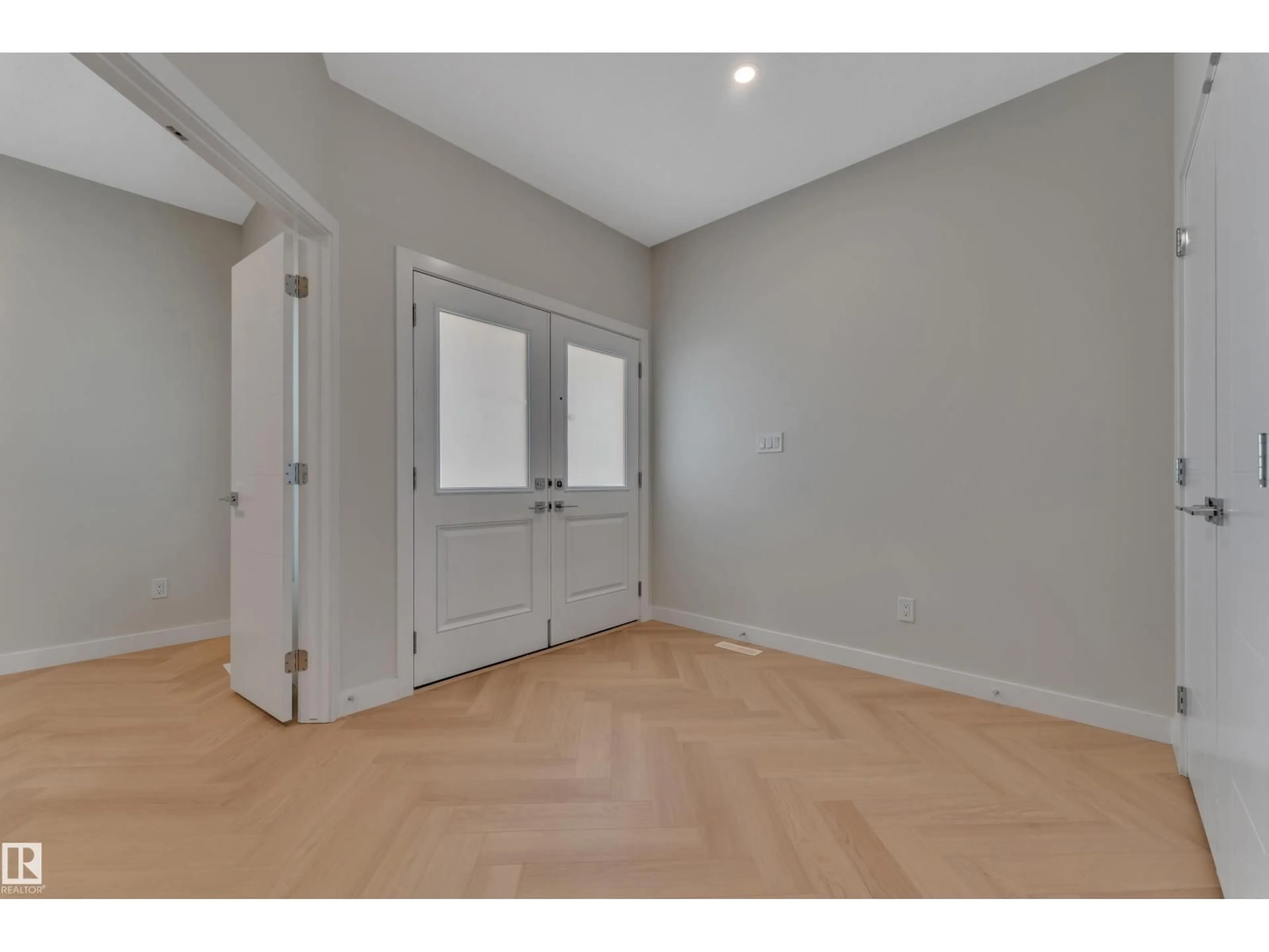 A pic of a room for 377 LINDEN LO, Leduc Alberta T9E1T2