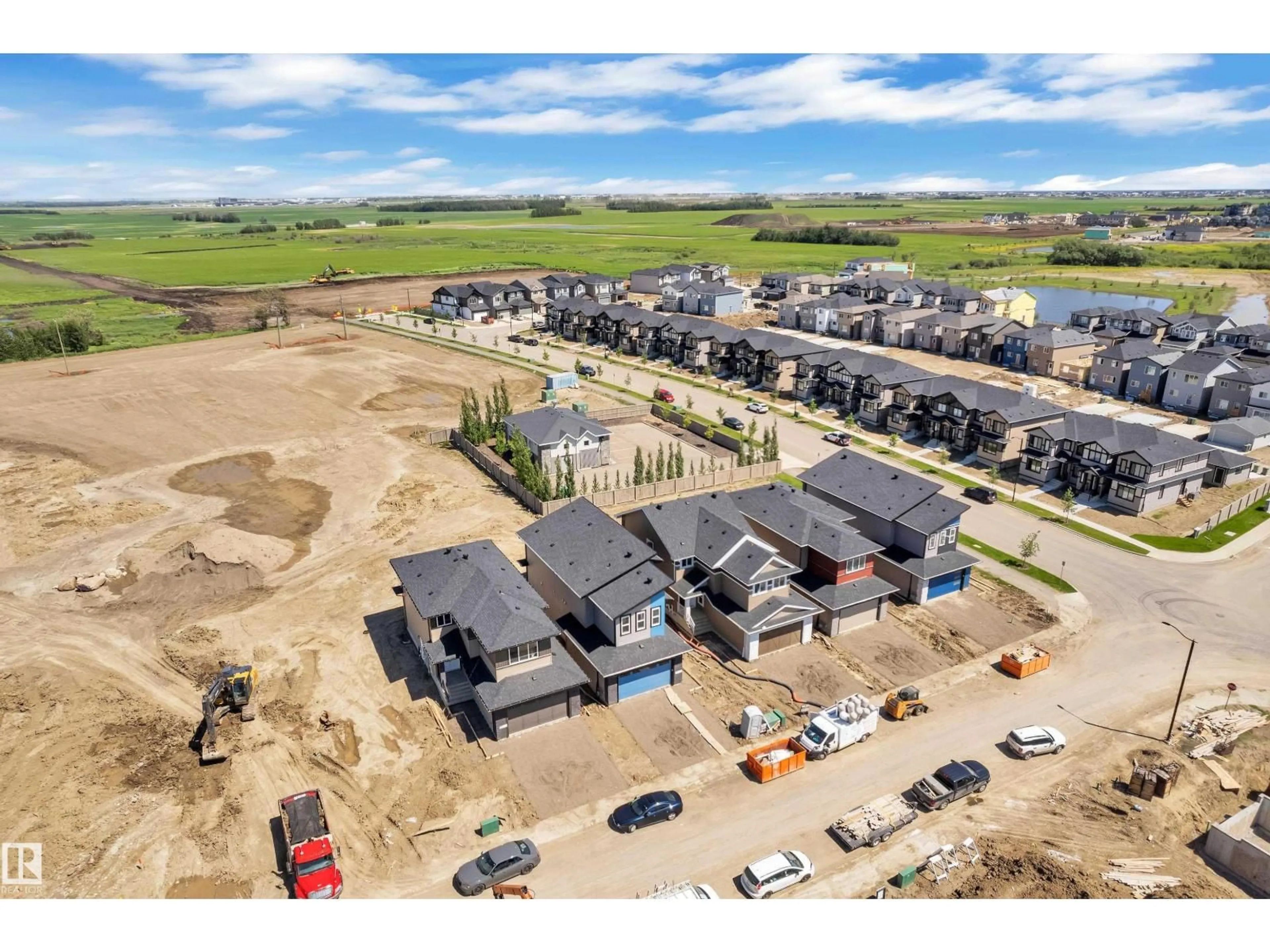 A pic from outside/outdoor area/front of a property/back of a property/a pic from drone, street for 379 LINDEN LO, Leduc Alberta T9E1T2