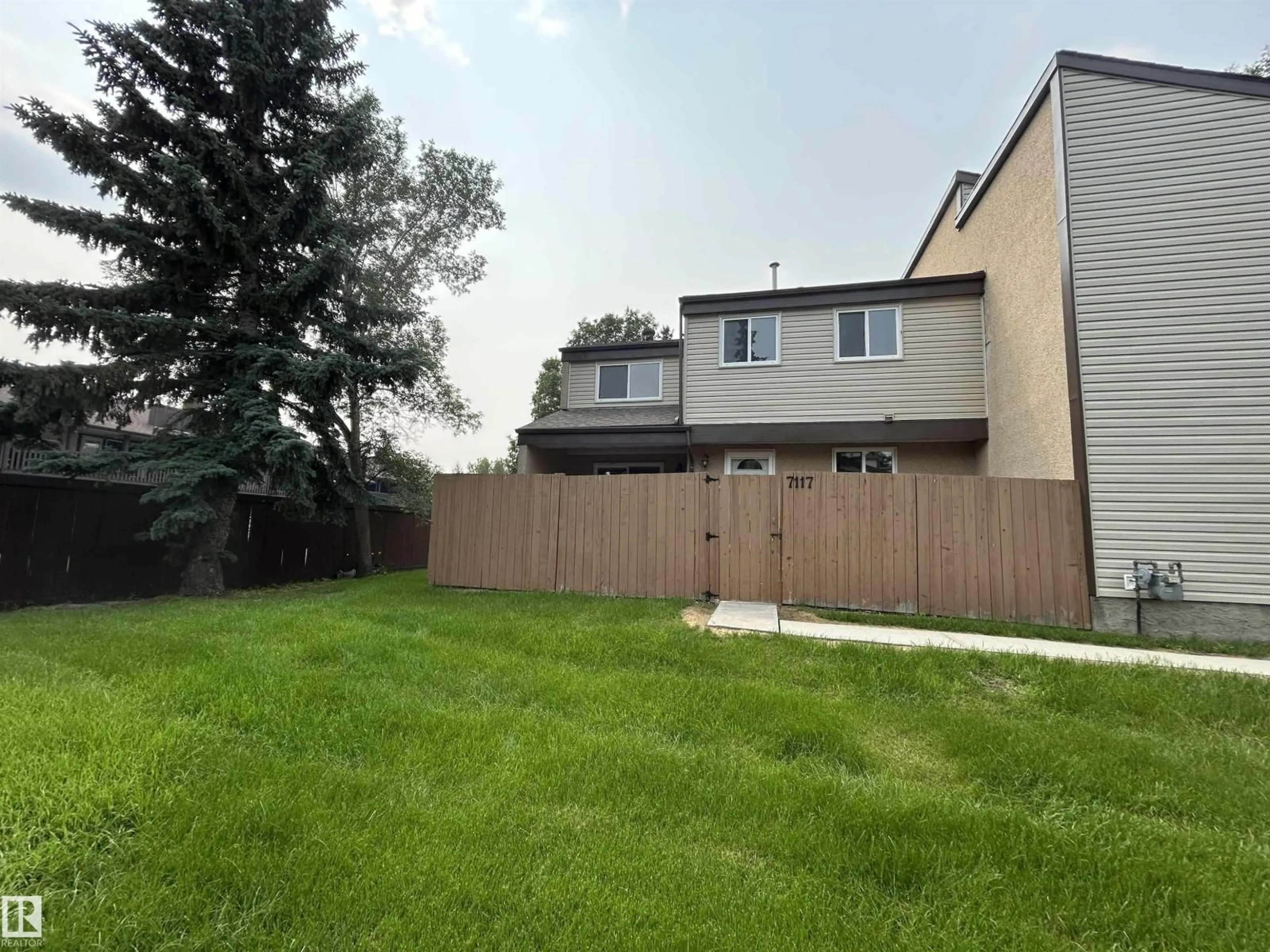 Unknown for NW - 7117 180 ST, Edmonton Alberta T5T3G1