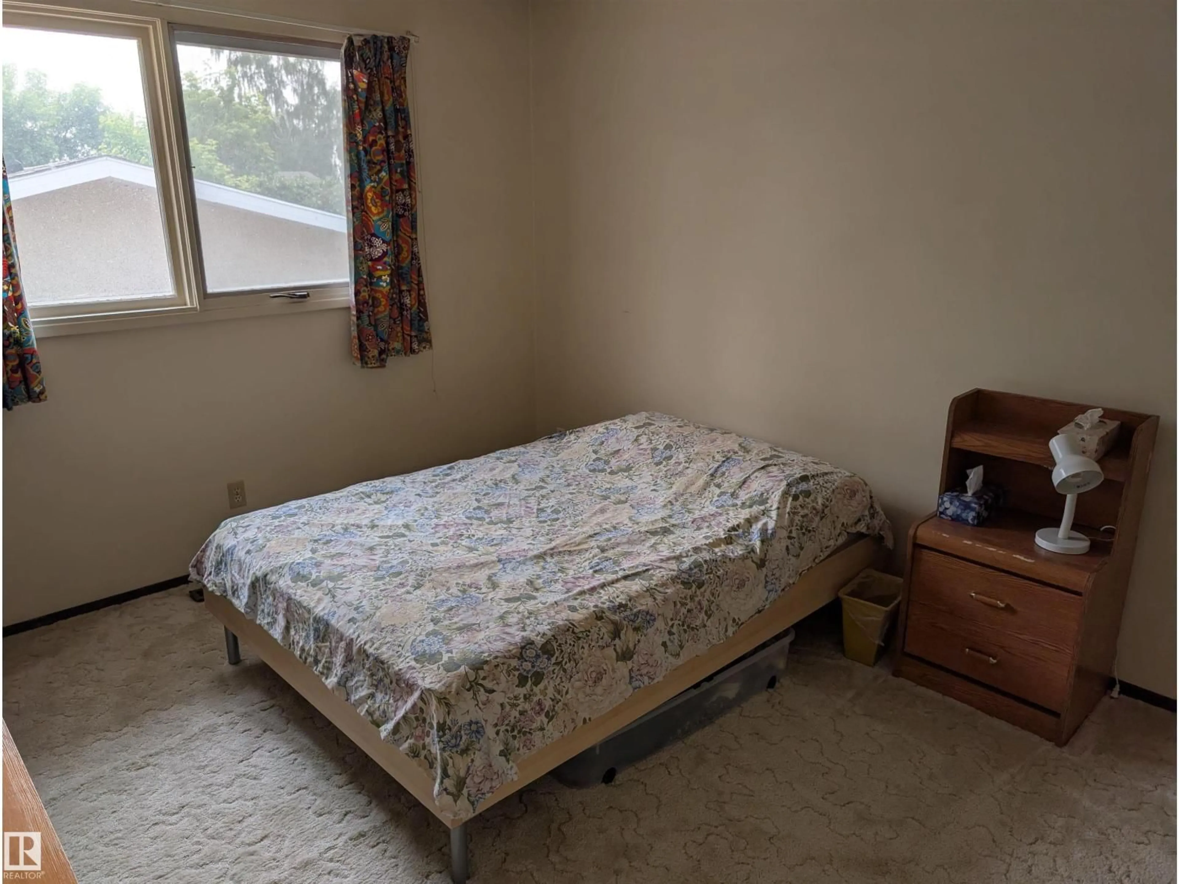 A pic of a room for 6415 147 AV, Edmonton Alberta T5A1T6