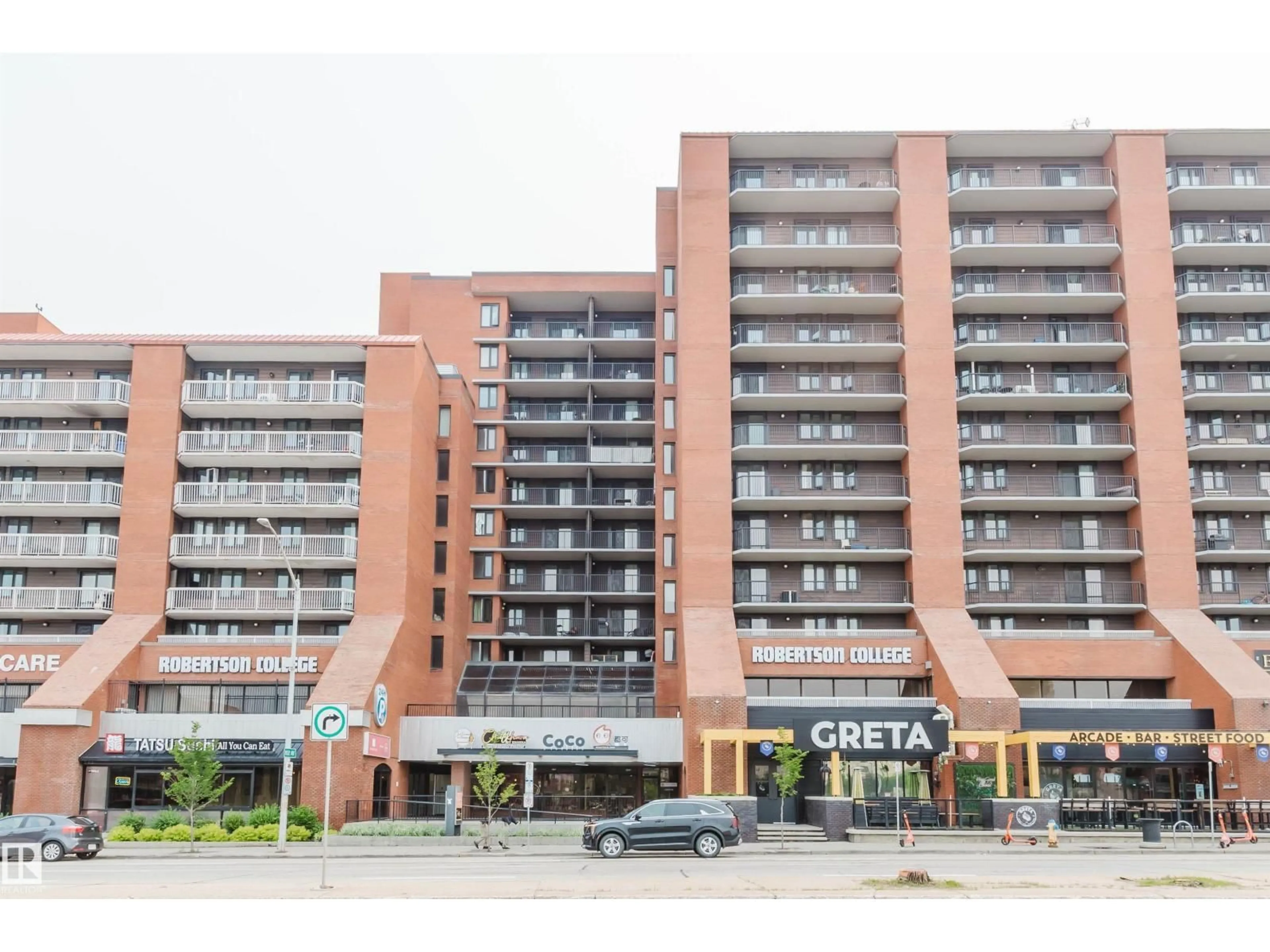 Indoor foyer for #408 - 10145 109 ST, Edmonton Alberta T5J3M5
