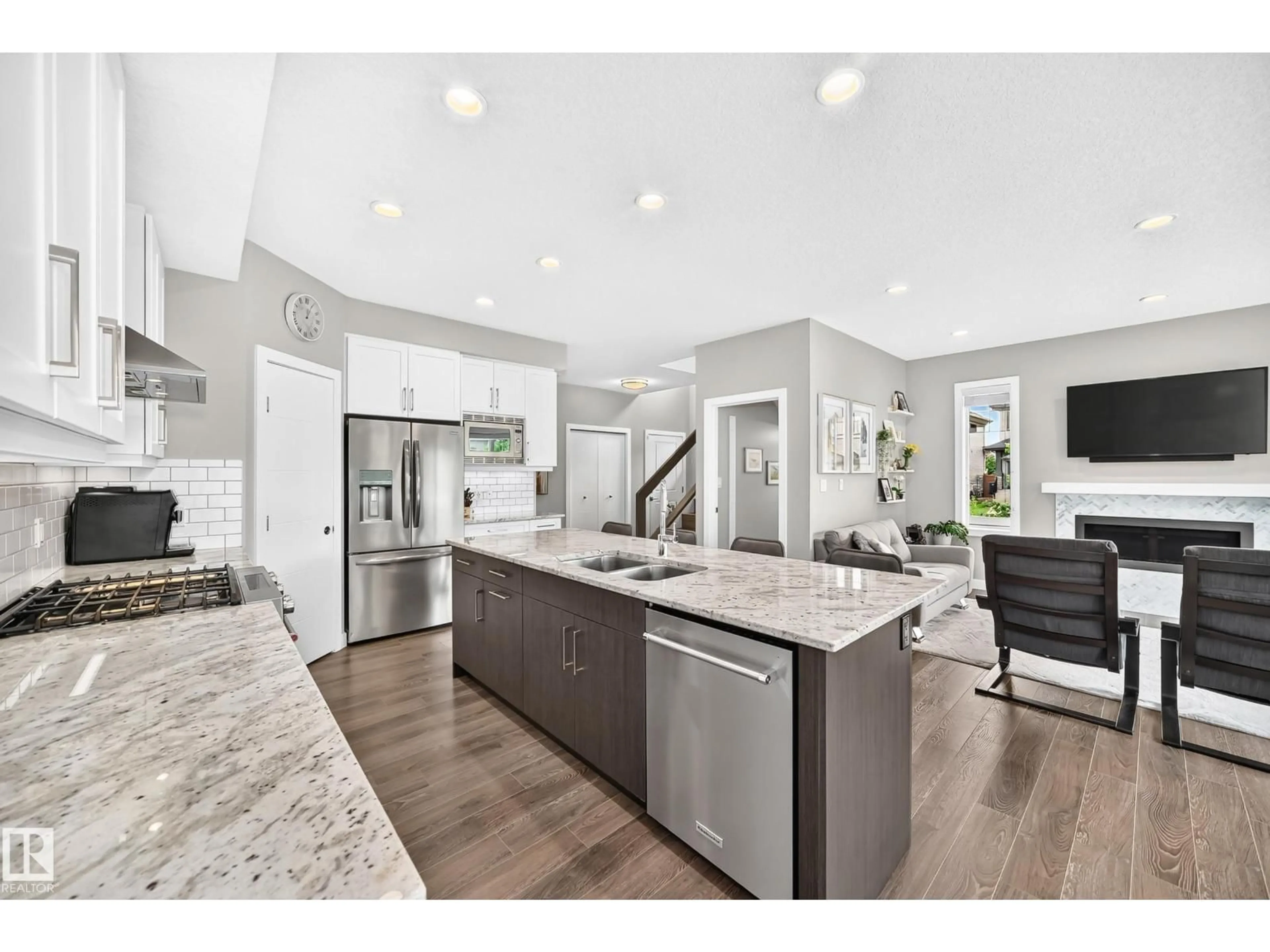 Open concept kitchen, unknown for 8548 CUSHING PL, Edmonton Alberta T6W3L2