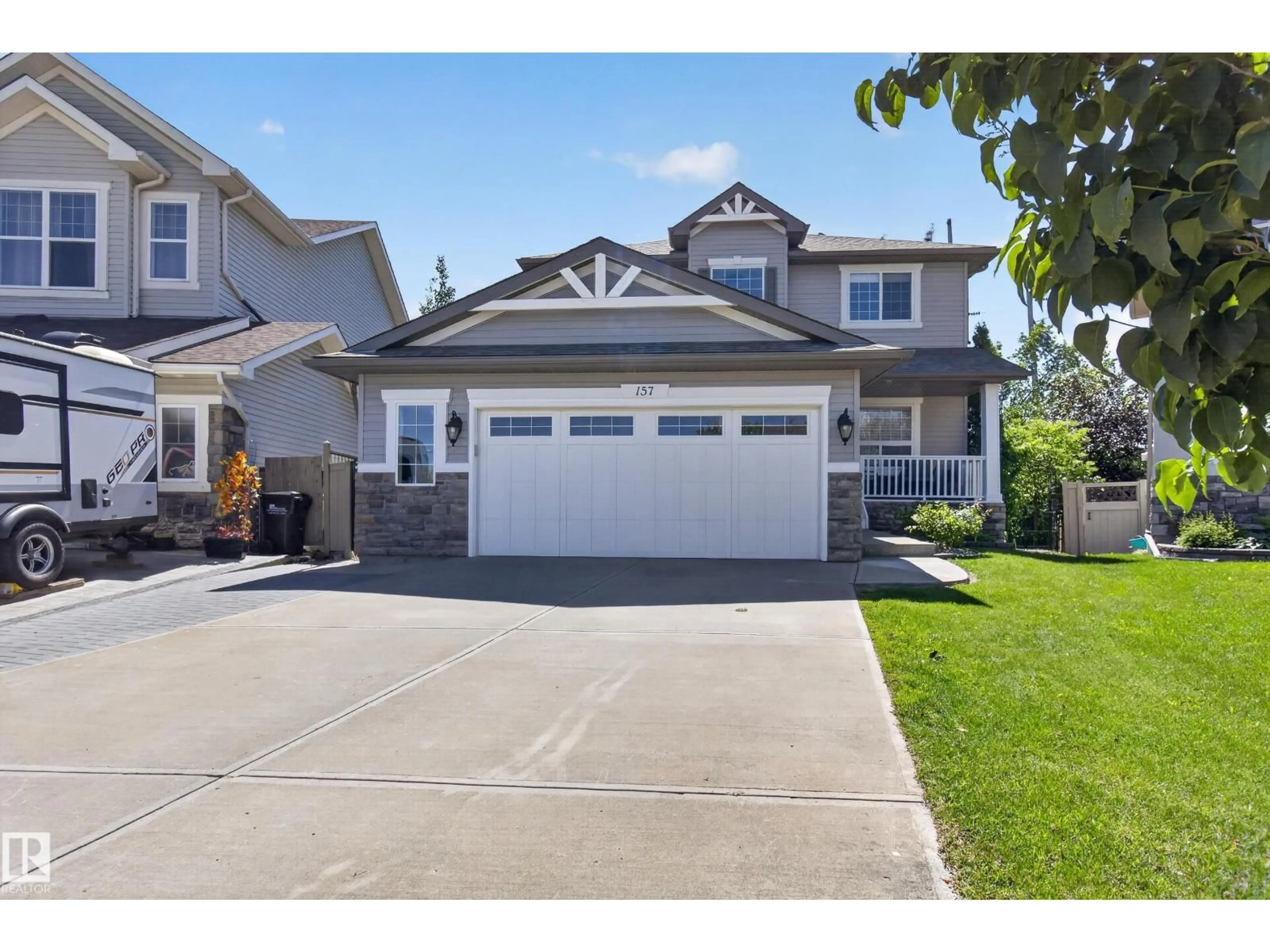 Home with vinyl exterior material, street for 157 CORNWALL RD, Sherwood Park Alberta T8H2L9