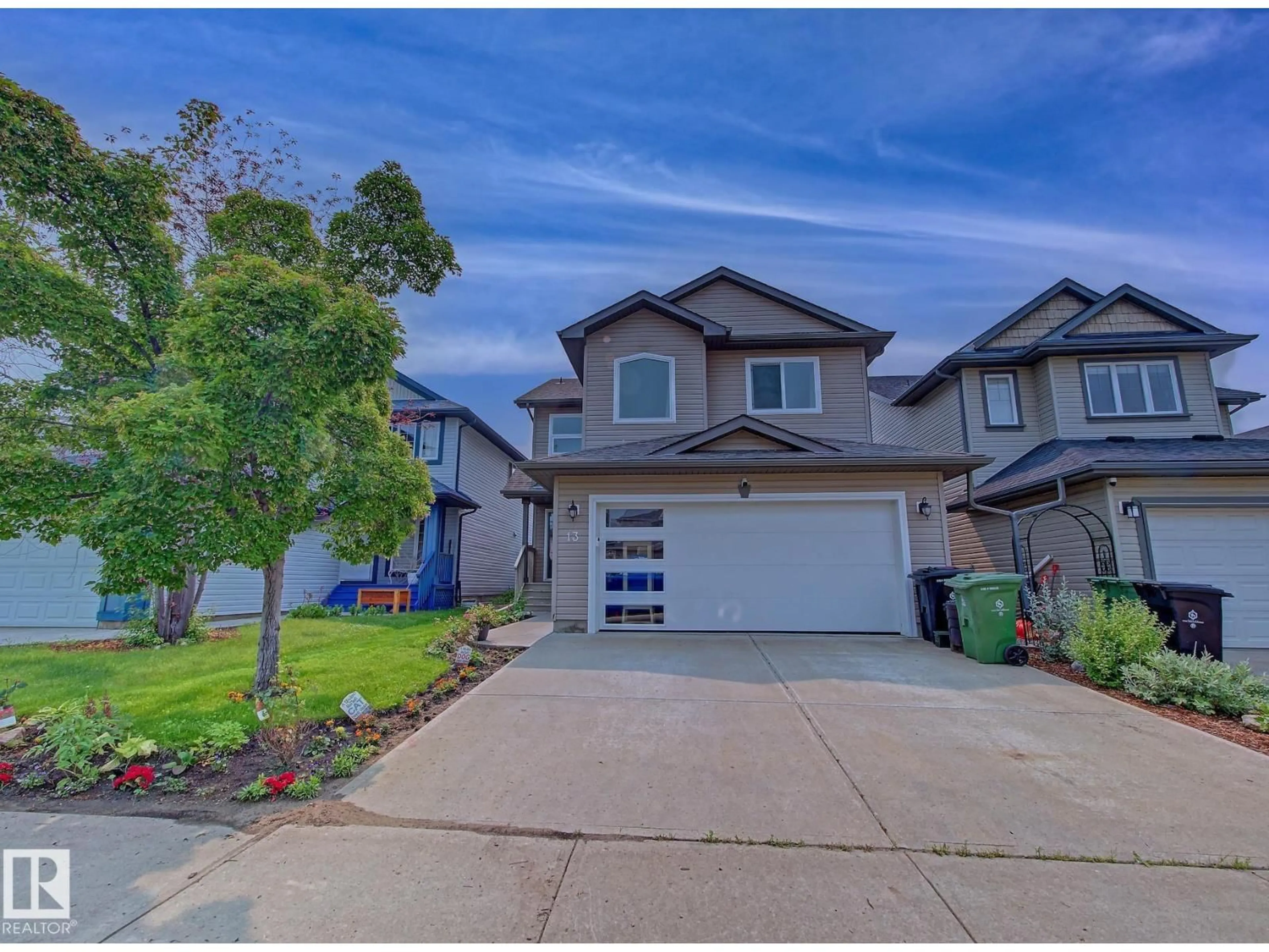 A pic from outside/outdoor area/front of a property/back of a property/a pic from drone, street for 13 ALMOND BA, Fort Saskatchewan Alberta T8L0A4