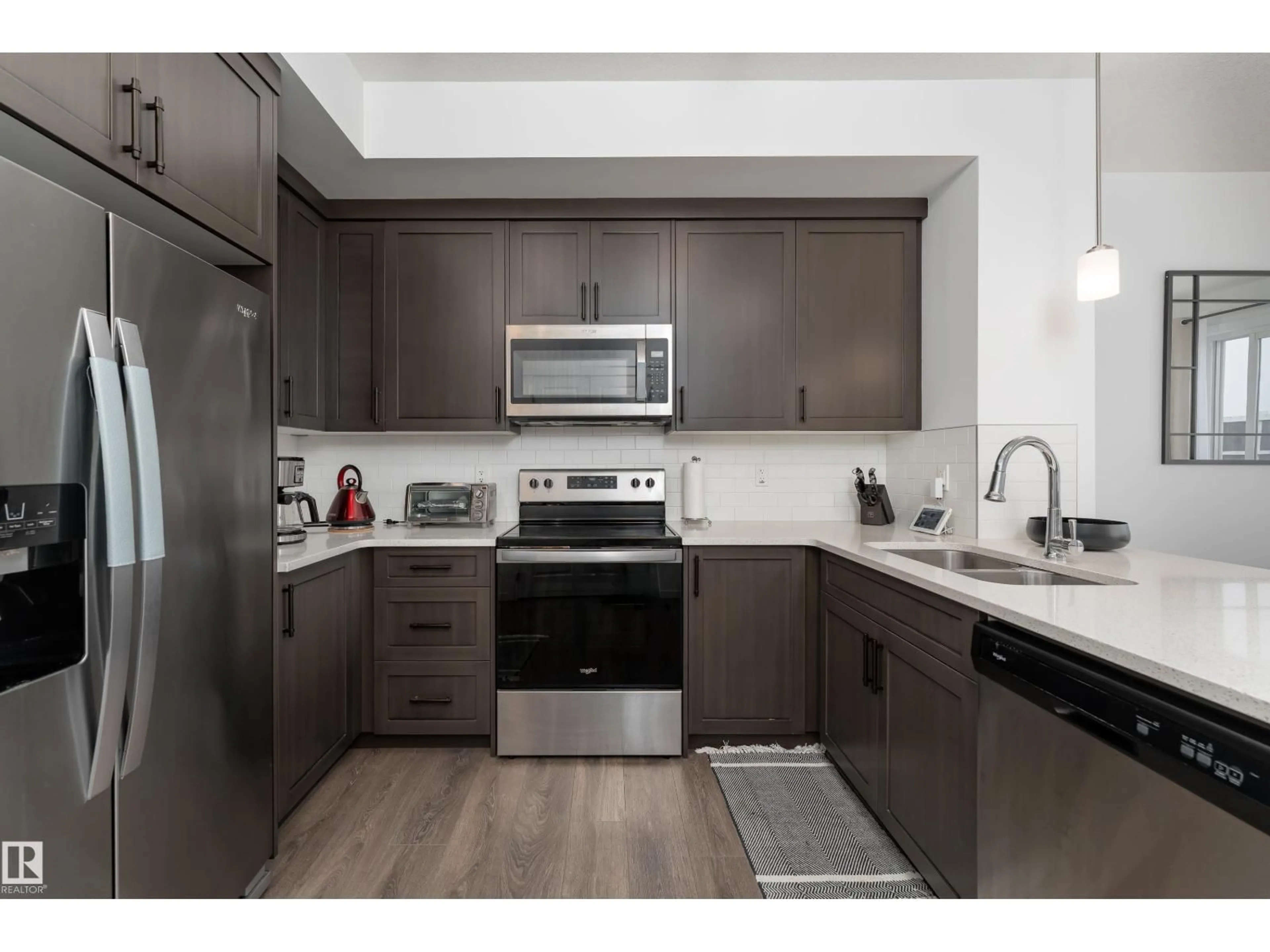 Standard kitchen, unknown for NW - 2522 152 AV, Edmonton Alberta T5Y3Z1