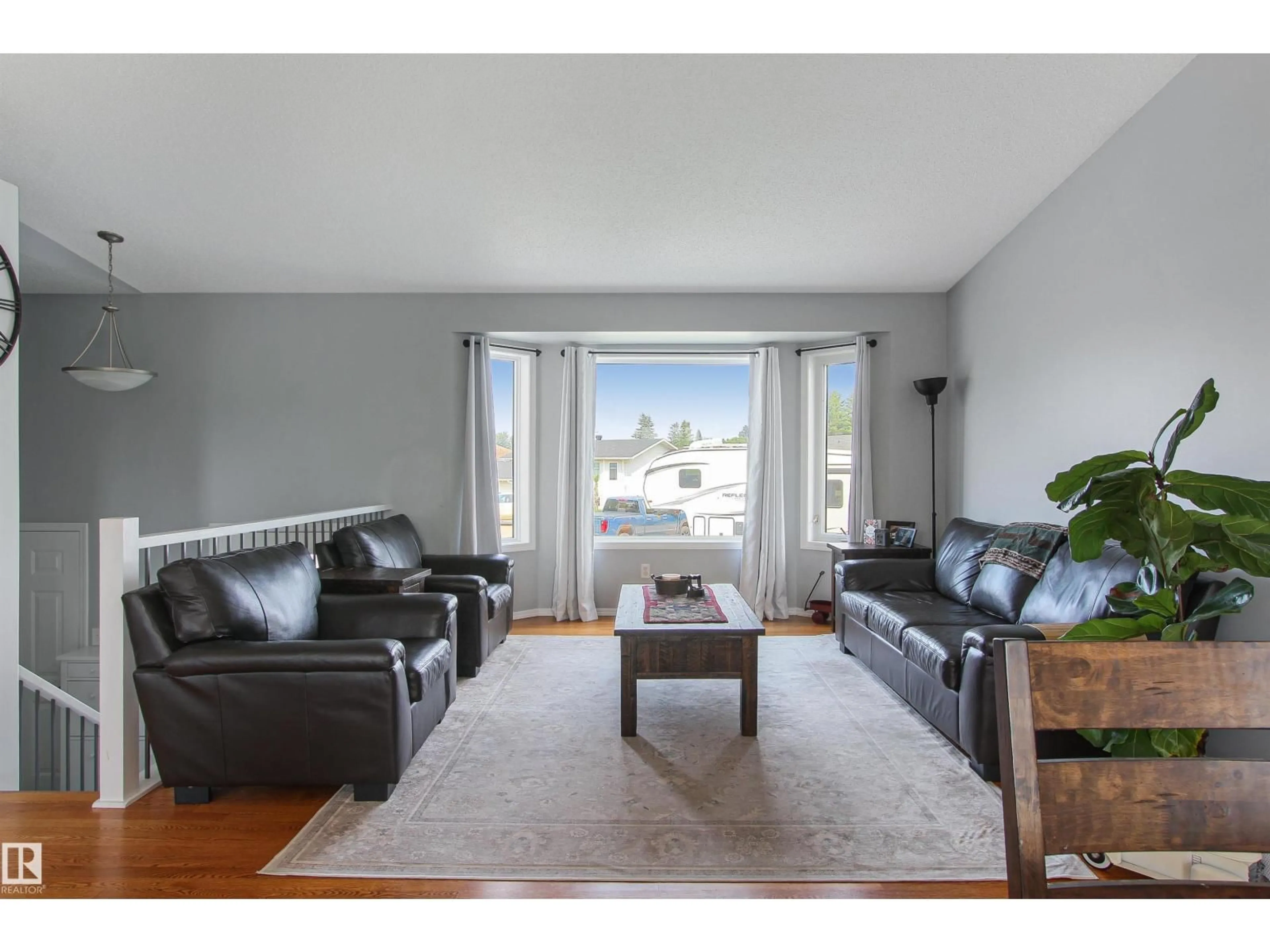 Living room with furniture, unknown for 1507 LAKERIDGE CL, Cold Lake Alberta T9M1K9