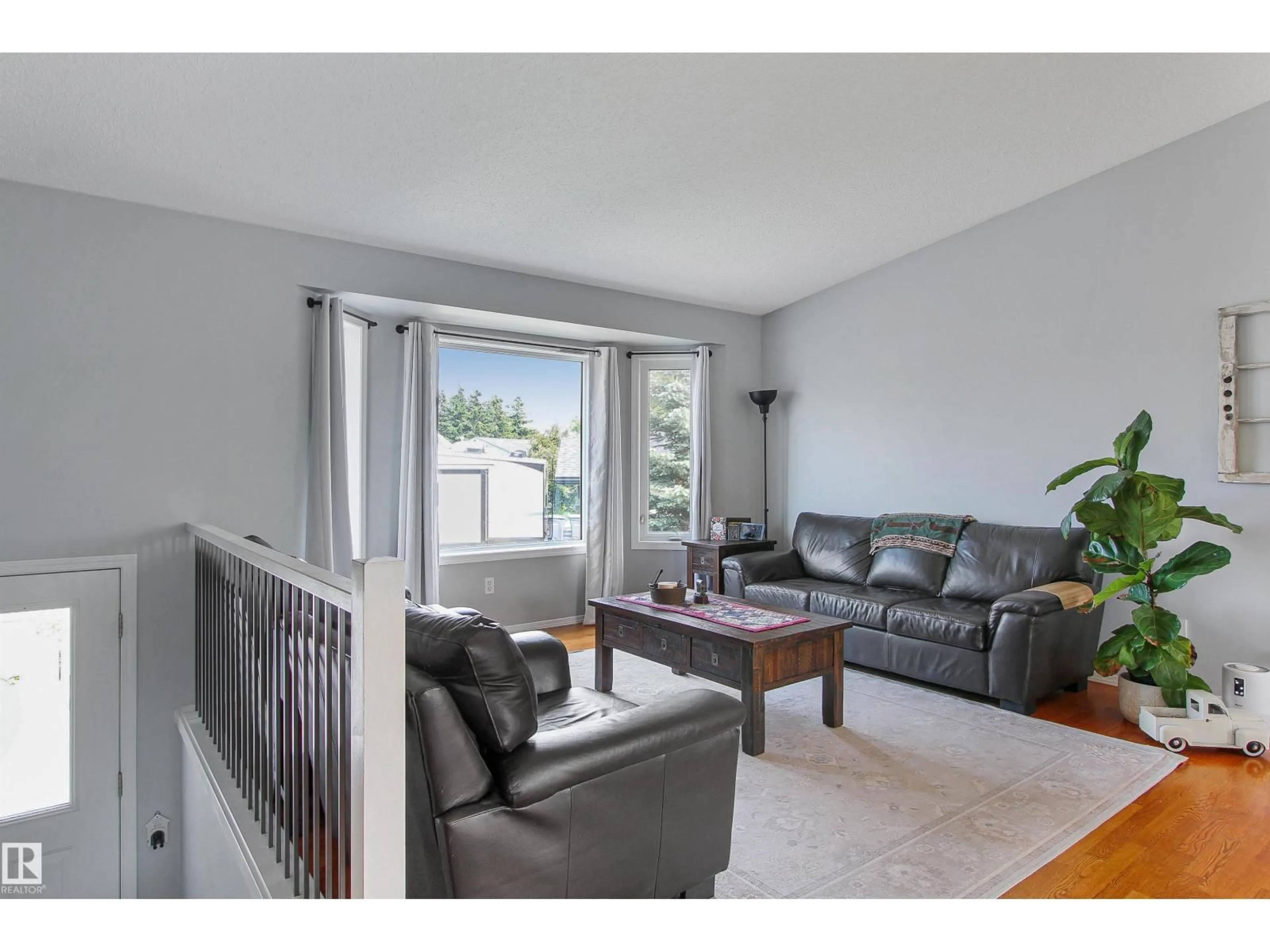 Living room with furniture, unknown for 1507 LAKERIDGE CL, Cold Lake Alberta T9M1K9