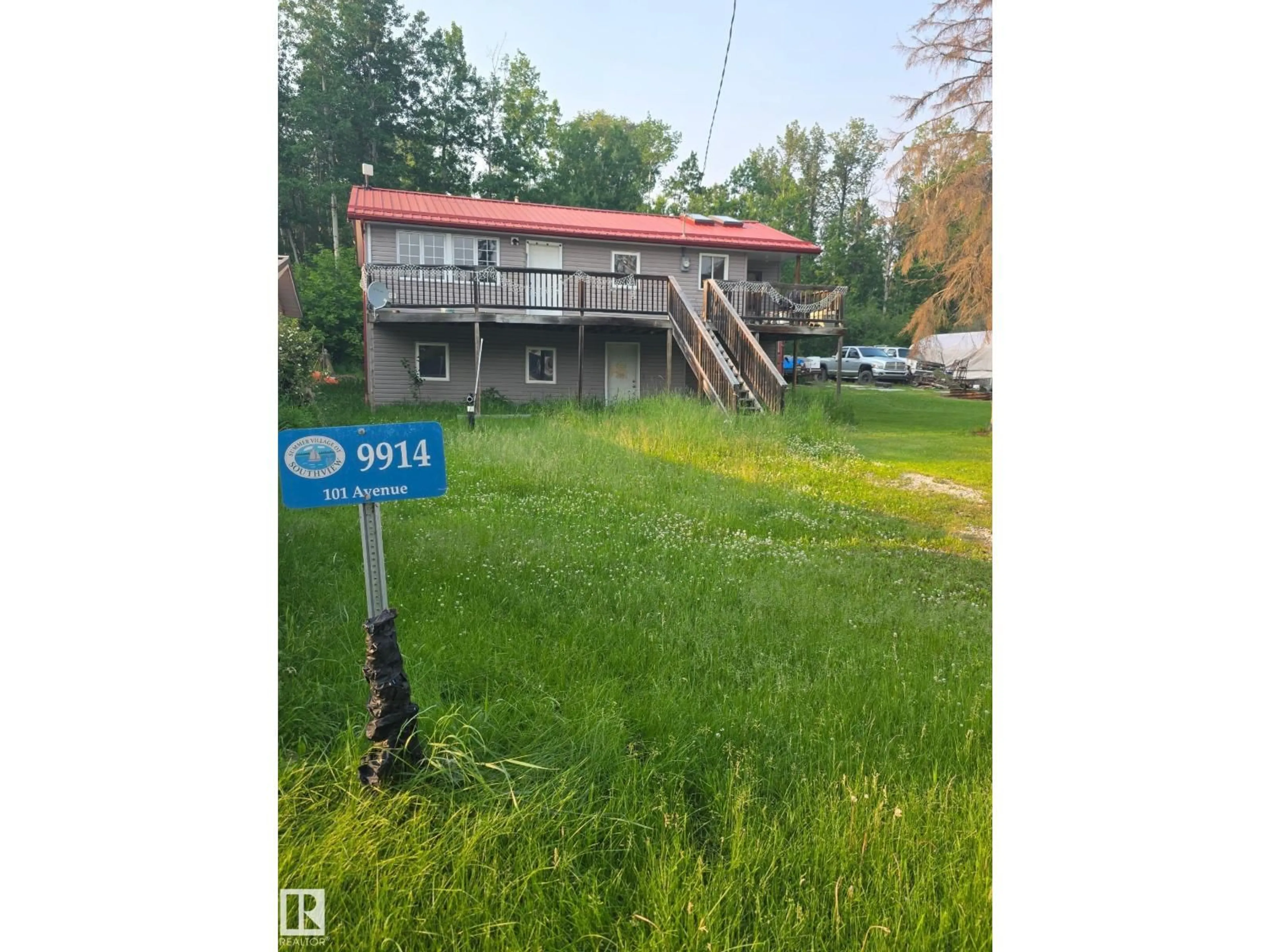 Unknown for 9914 101 AV, Rural Lac Ste. Anne County Alberta T0E0L0