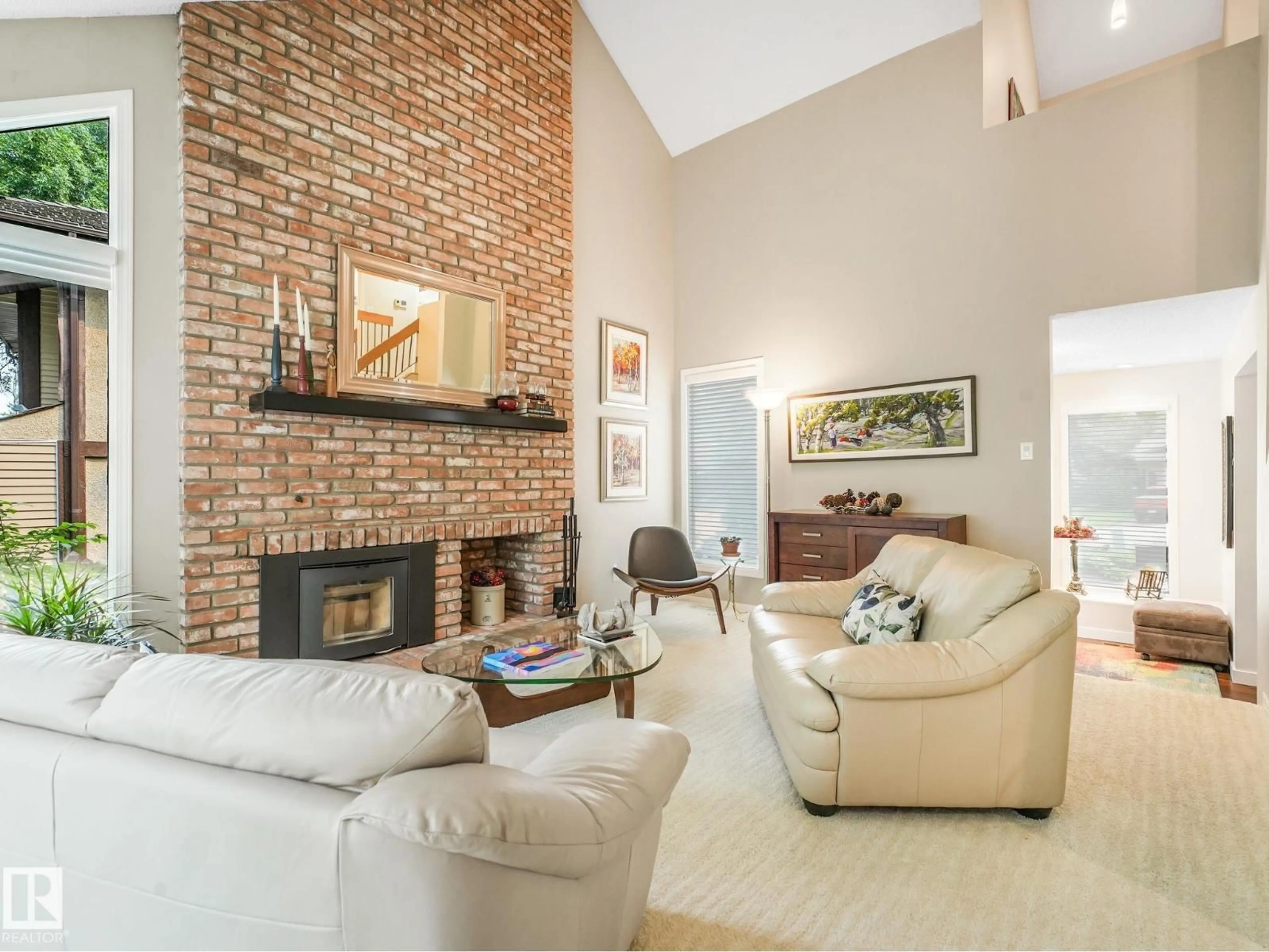 Living room with furniture, unknown for 10 WHITEOAK PL, St. Albert Alberta T8N3H4