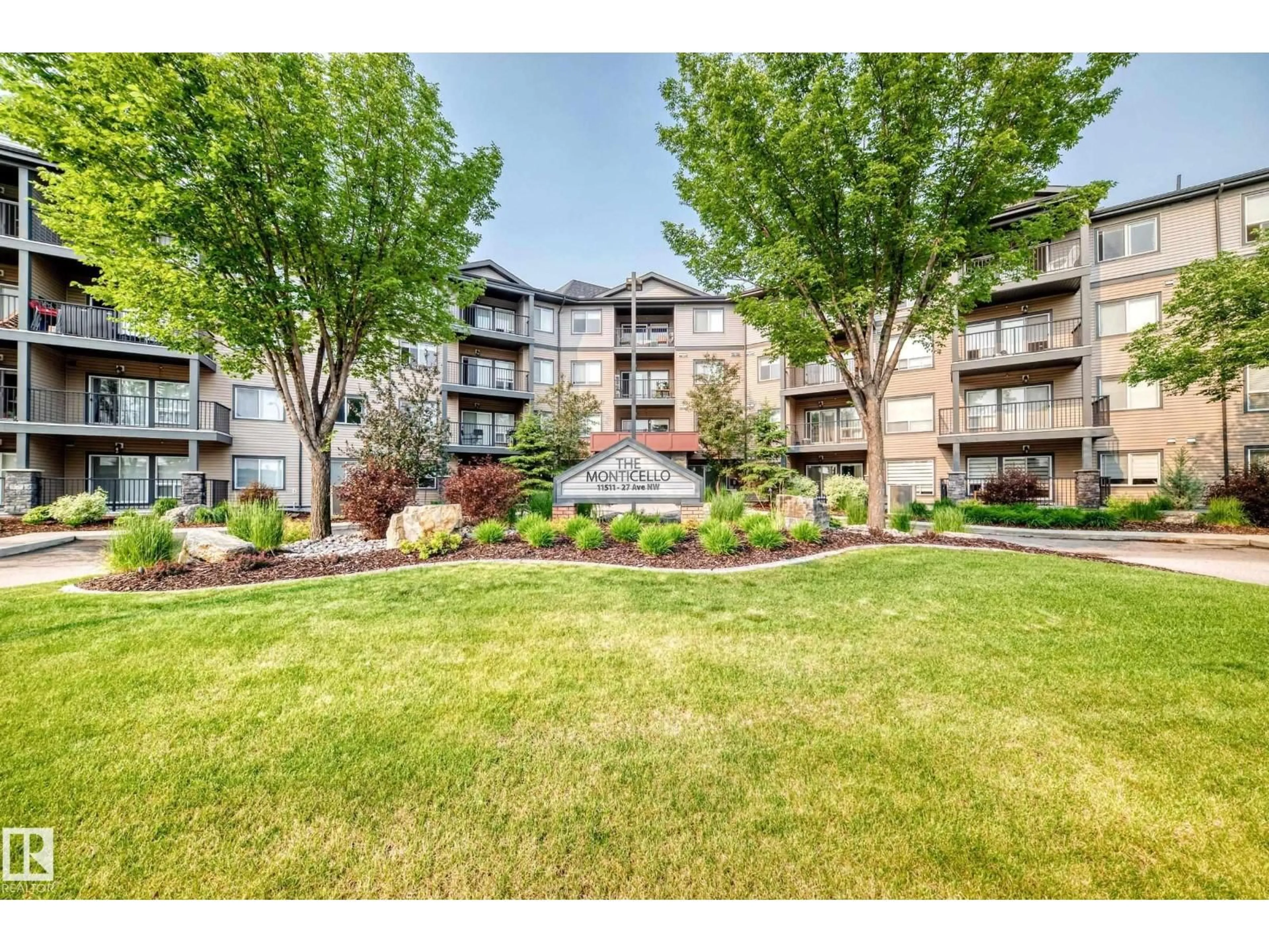 Patio, unknown for 115 - 11511 27 AV, Edmonton Alberta T6J7J8