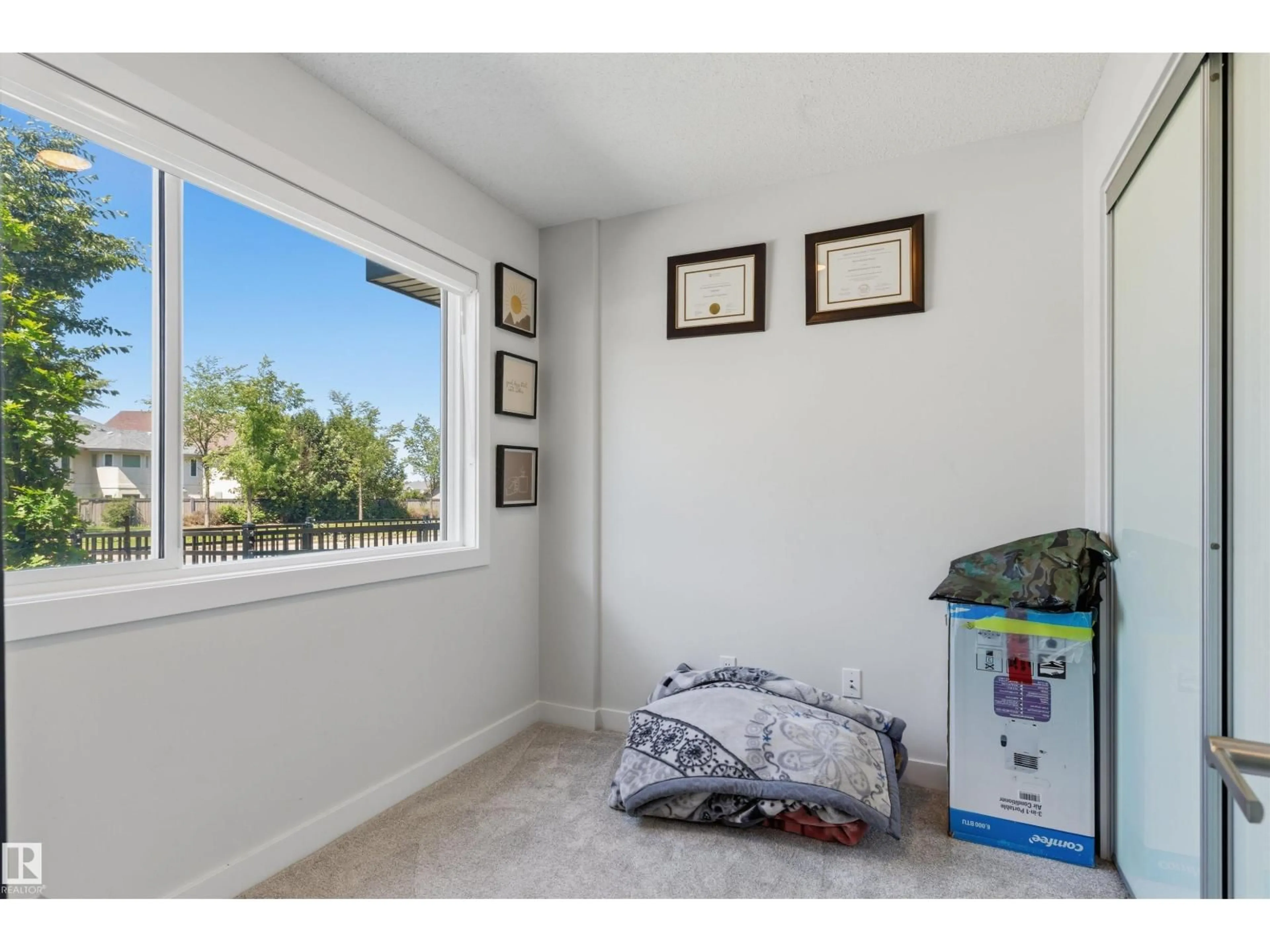 A pic of a room for 804 - 170 WELSH DR, Edmonton Alberta T6X1Y8