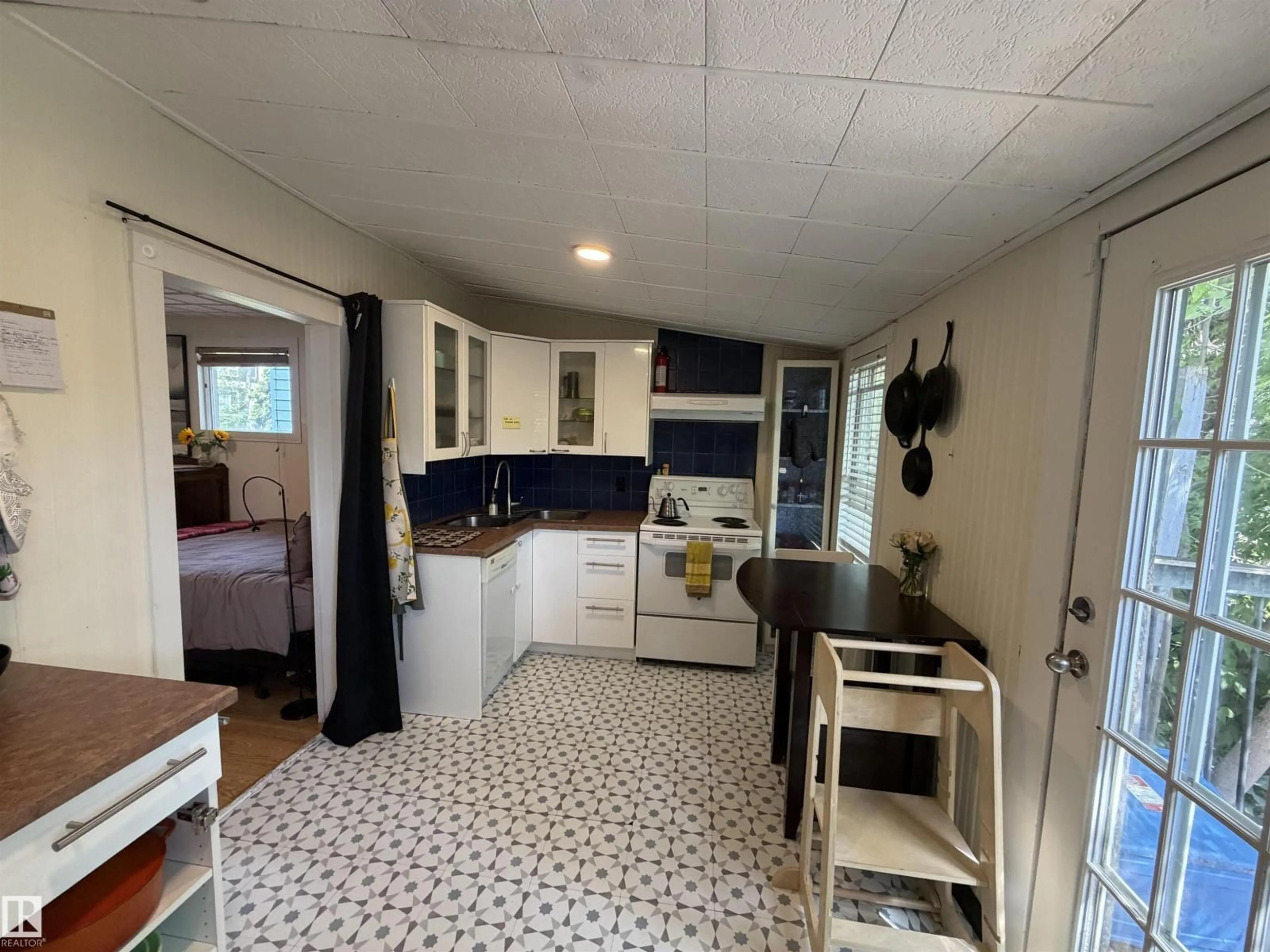 Unknown for NW - 11427 125 ST, Edmonton Alberta T5M0N1