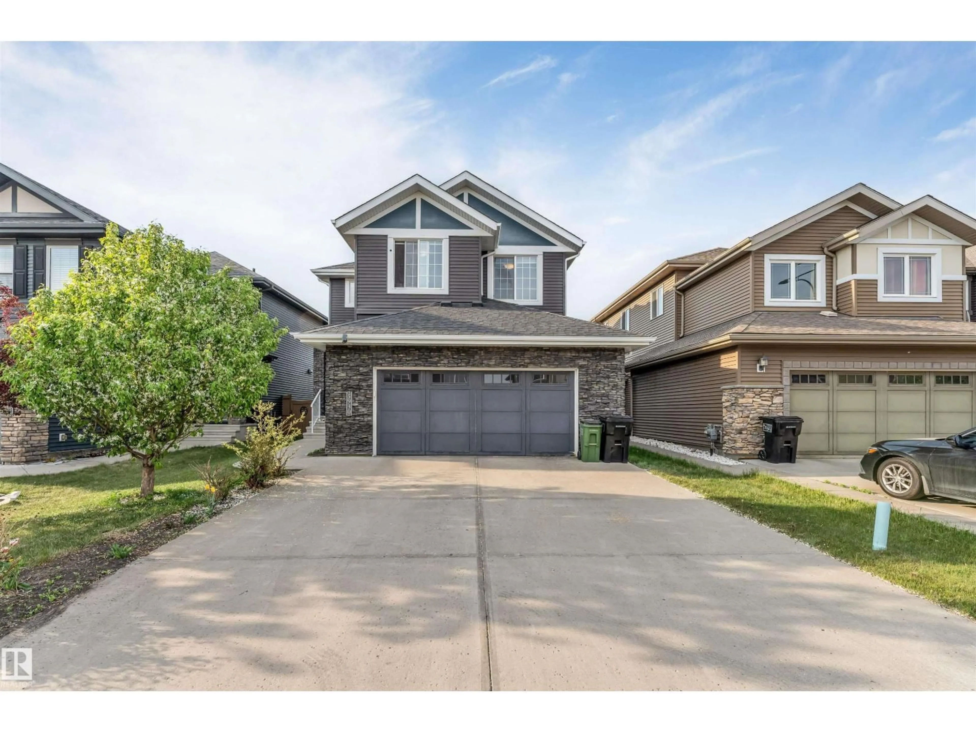 Home with vinyl exterior material, street for 5930 19A AV, Edmonton Alberta T6X2A2