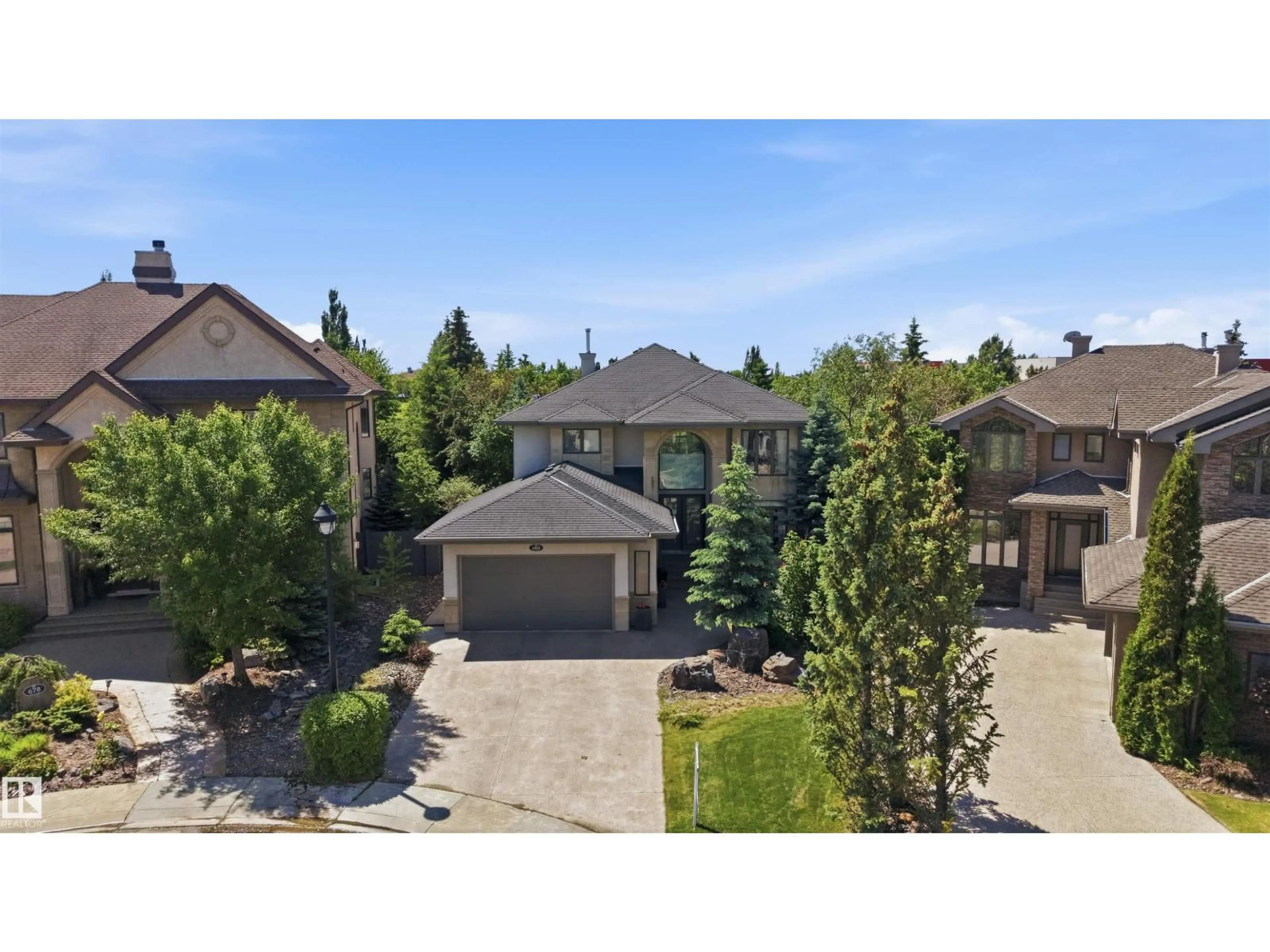A pic from outside/outdoor area/front of a property/back of a property/a pic from drone, street for 680 TODD LANDING LD, Edmonton Alberta T6R3N1