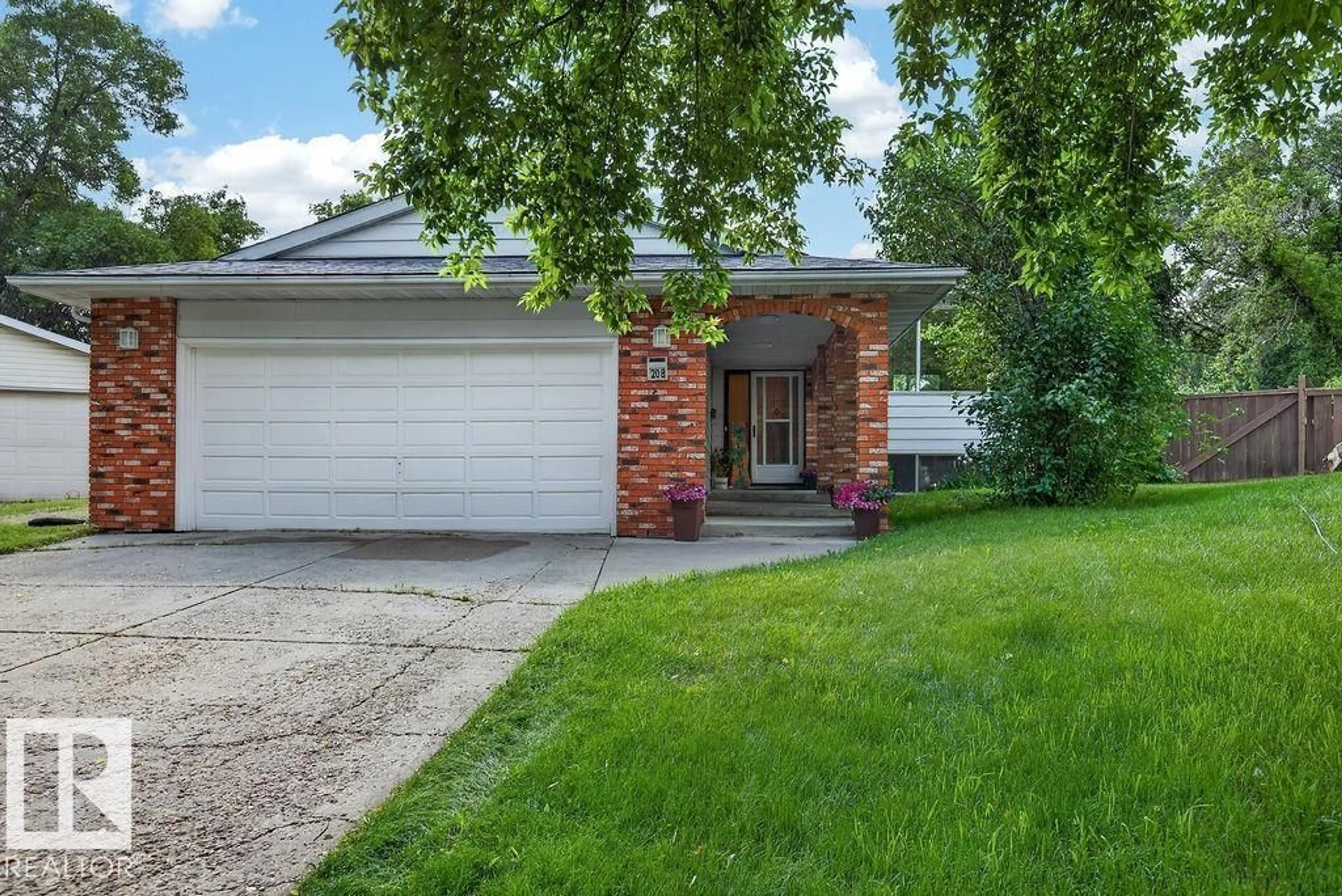 Home with brick exterior material, street for B - 20 SEYMORE CR, St. Albert Alberta T8N0K9