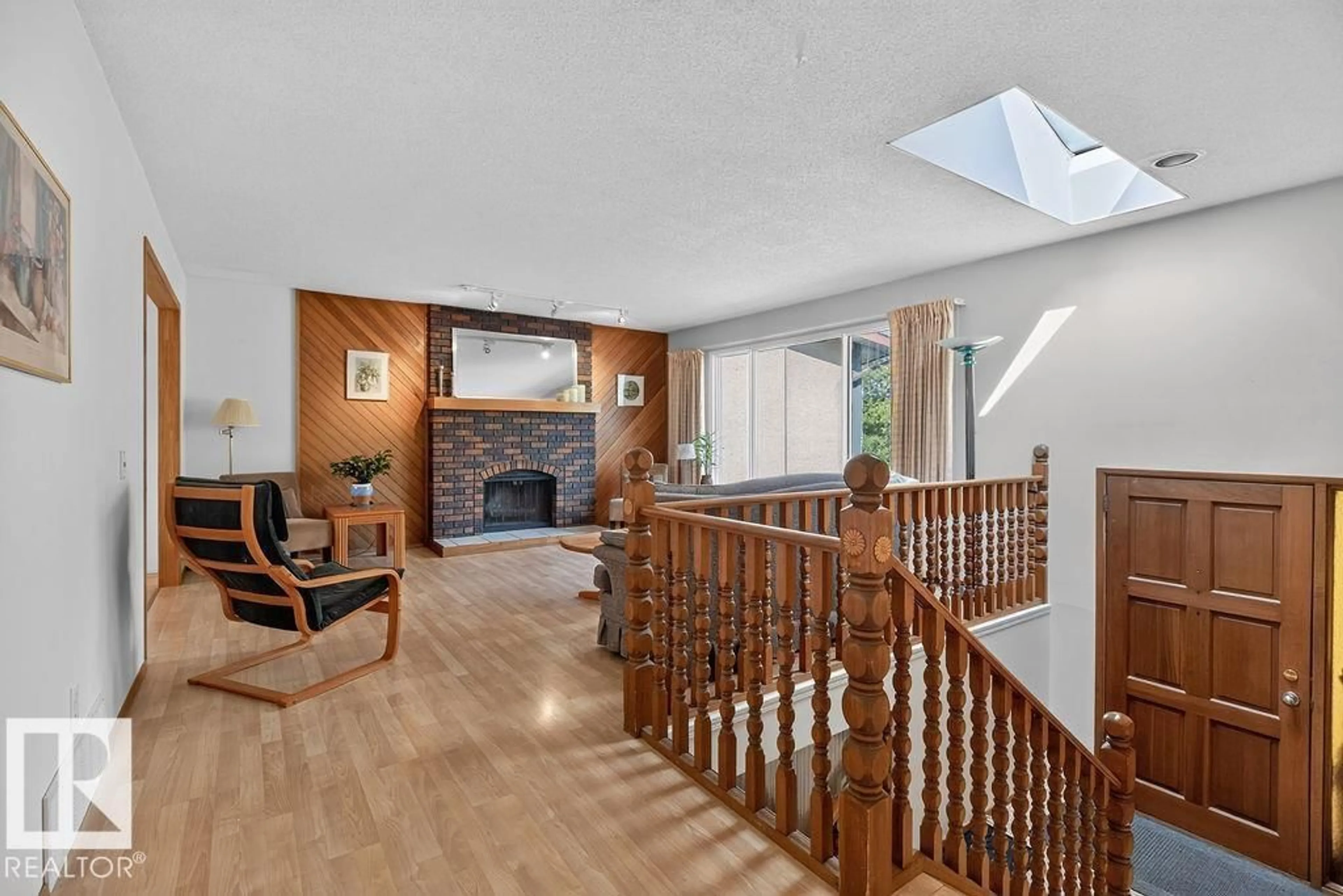 Indoor foyer for B - 20 SEYMORE CR, St. Albert Alberta T8N0K9