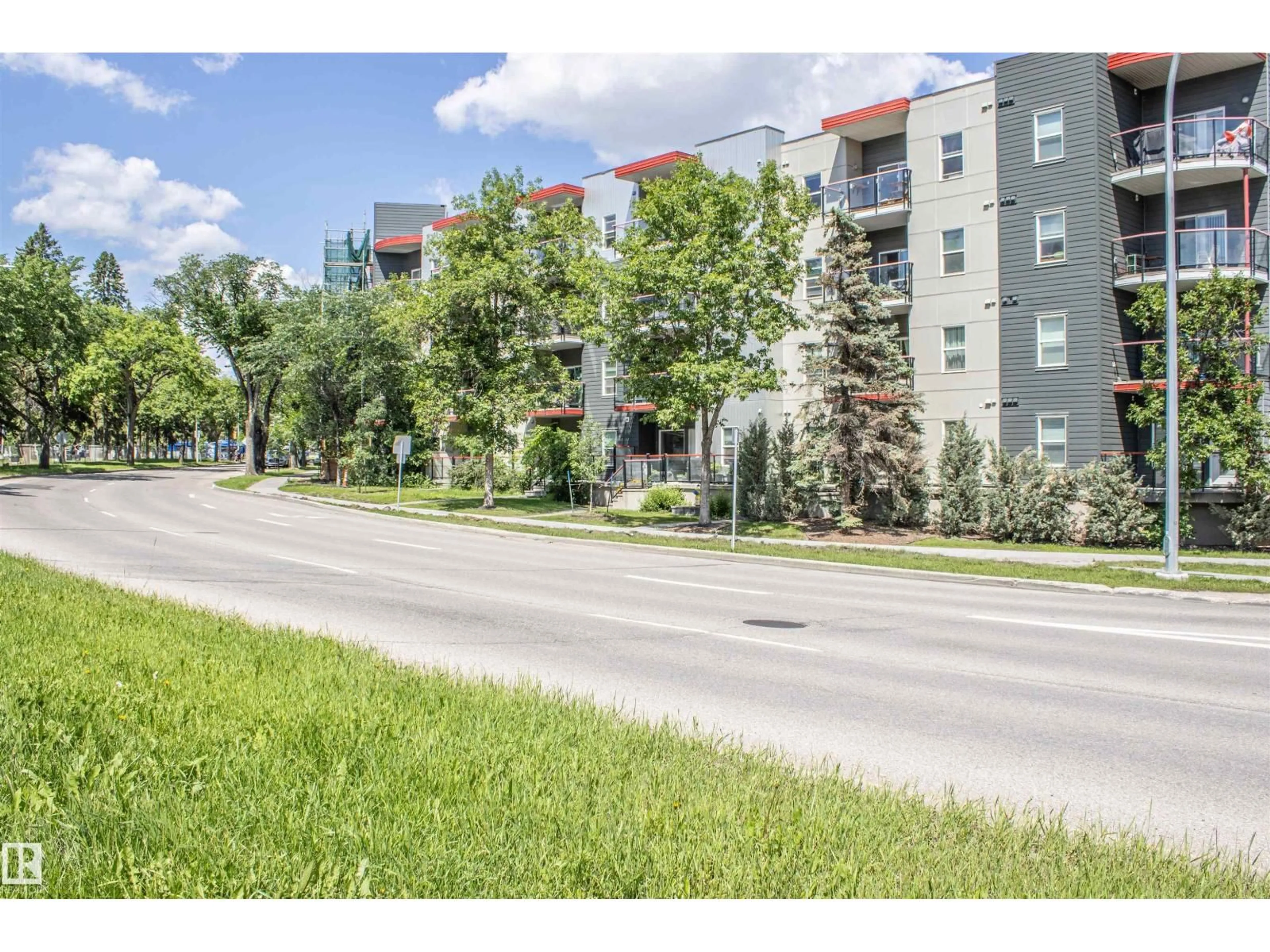 Blurry image for #209 - 10611 117 ST, Edmonton Alberta T5H0G6