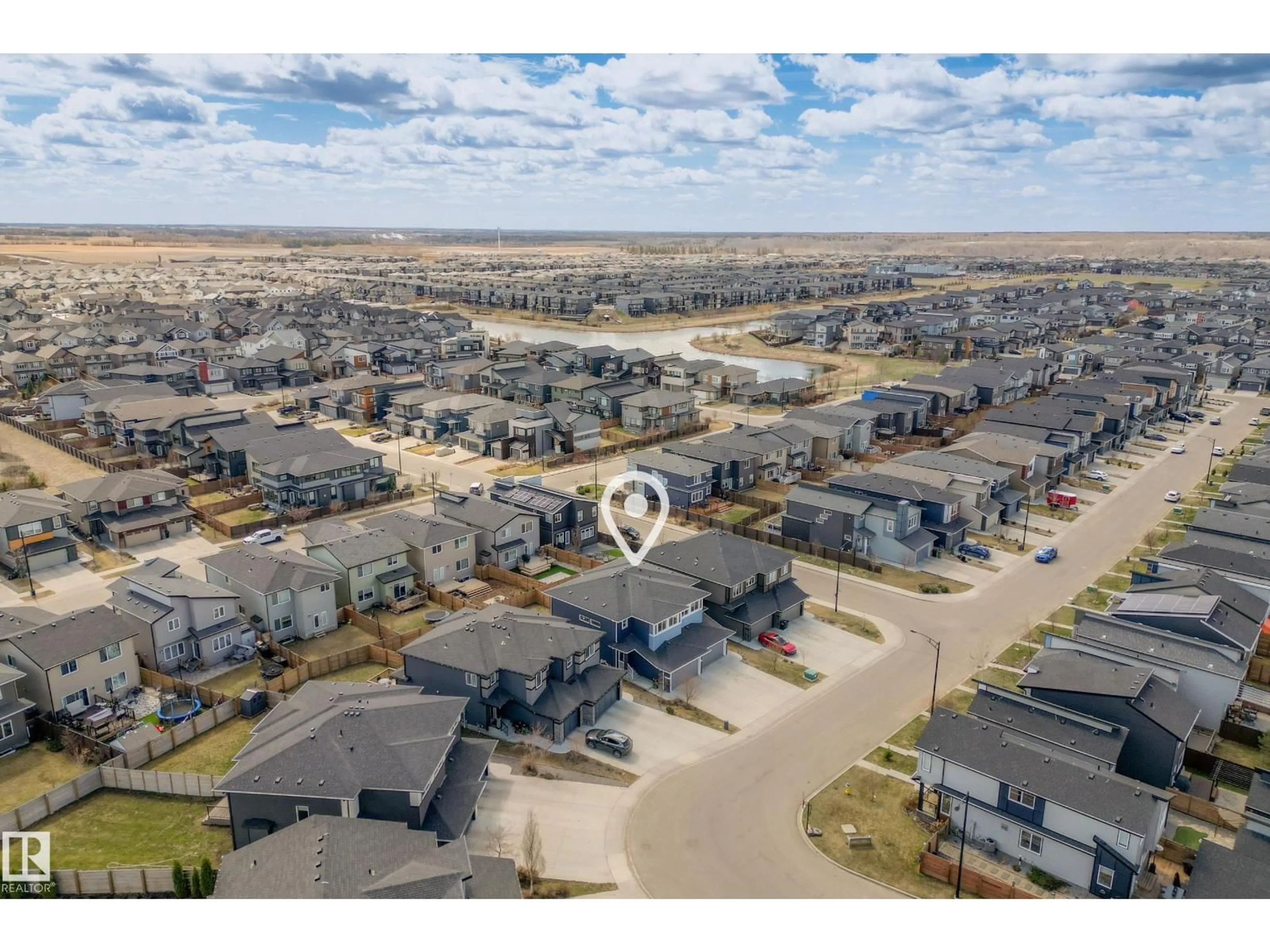 A pic from outside/outdoor area/front of a property/back of a property/a pic from drone, street for CI SW - 2456 KELLY CIRCLE, Edmonton Alberta T6W4G2