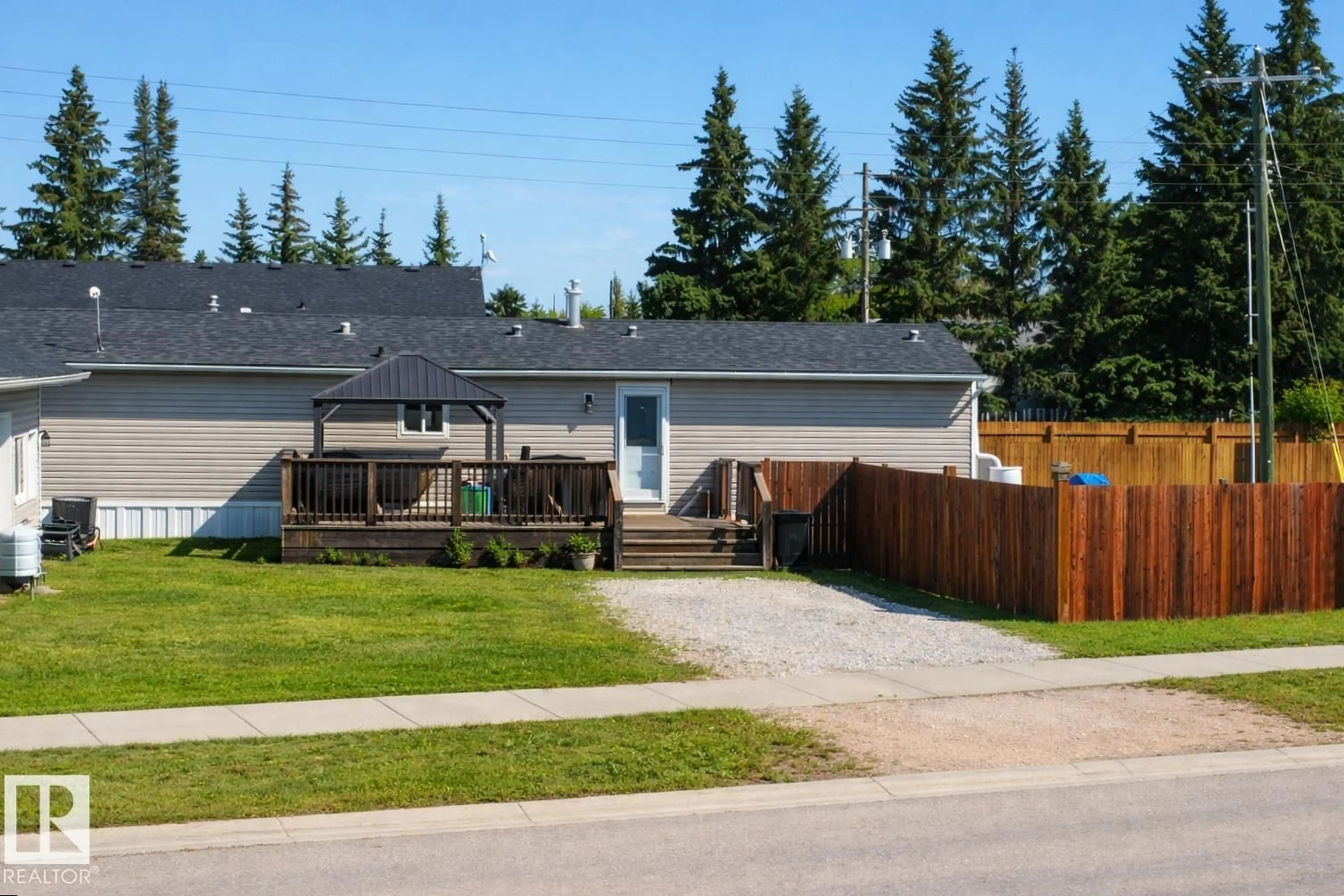 A pic from outside/outdoor area/front of a property/back of a property/a pic from drone, street for 4801 50 ST, Ardmore Alberta T0A0B0