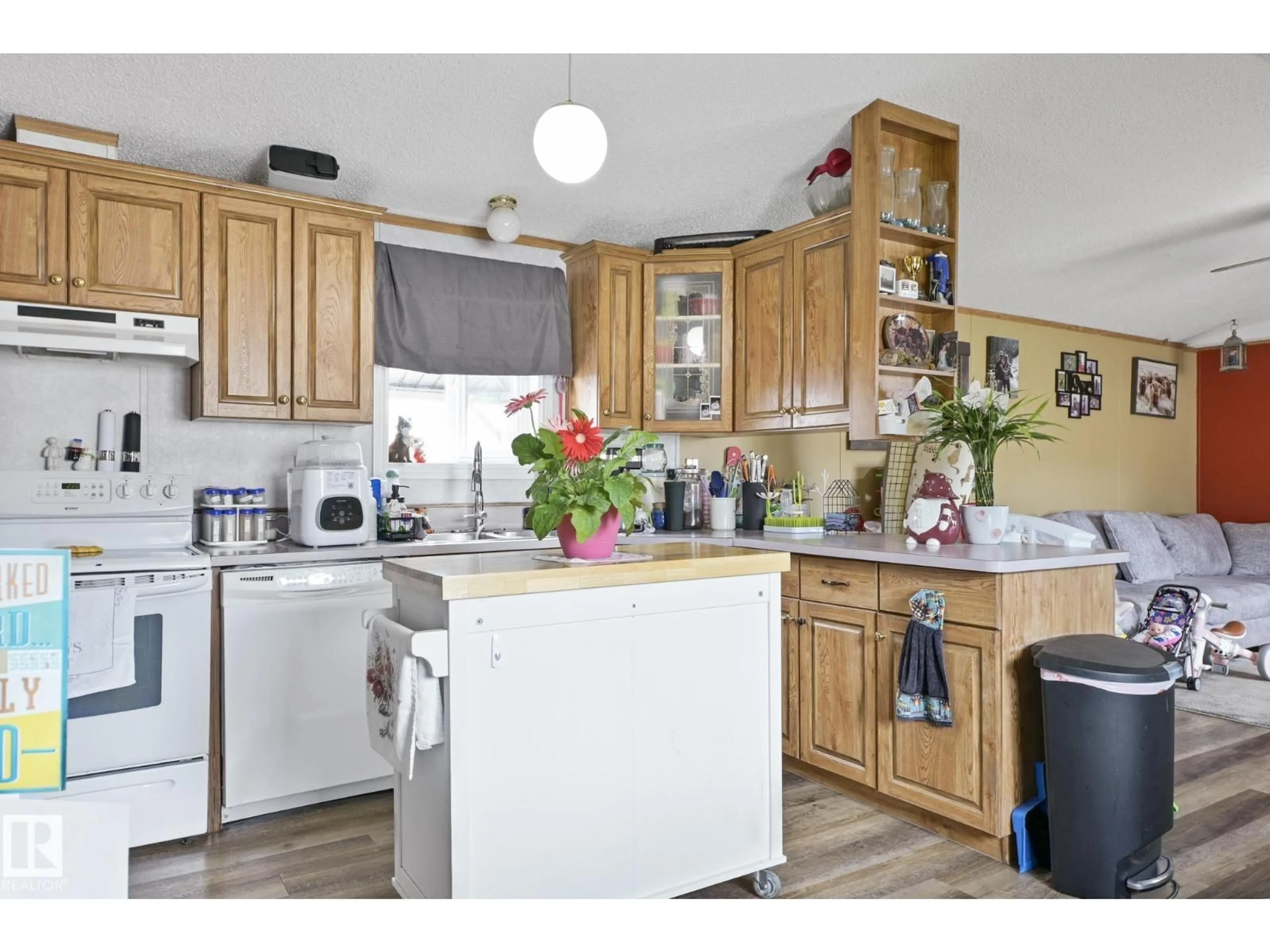 Unknown for 4801 50 ST, Ardmore Alberta T0A0B0