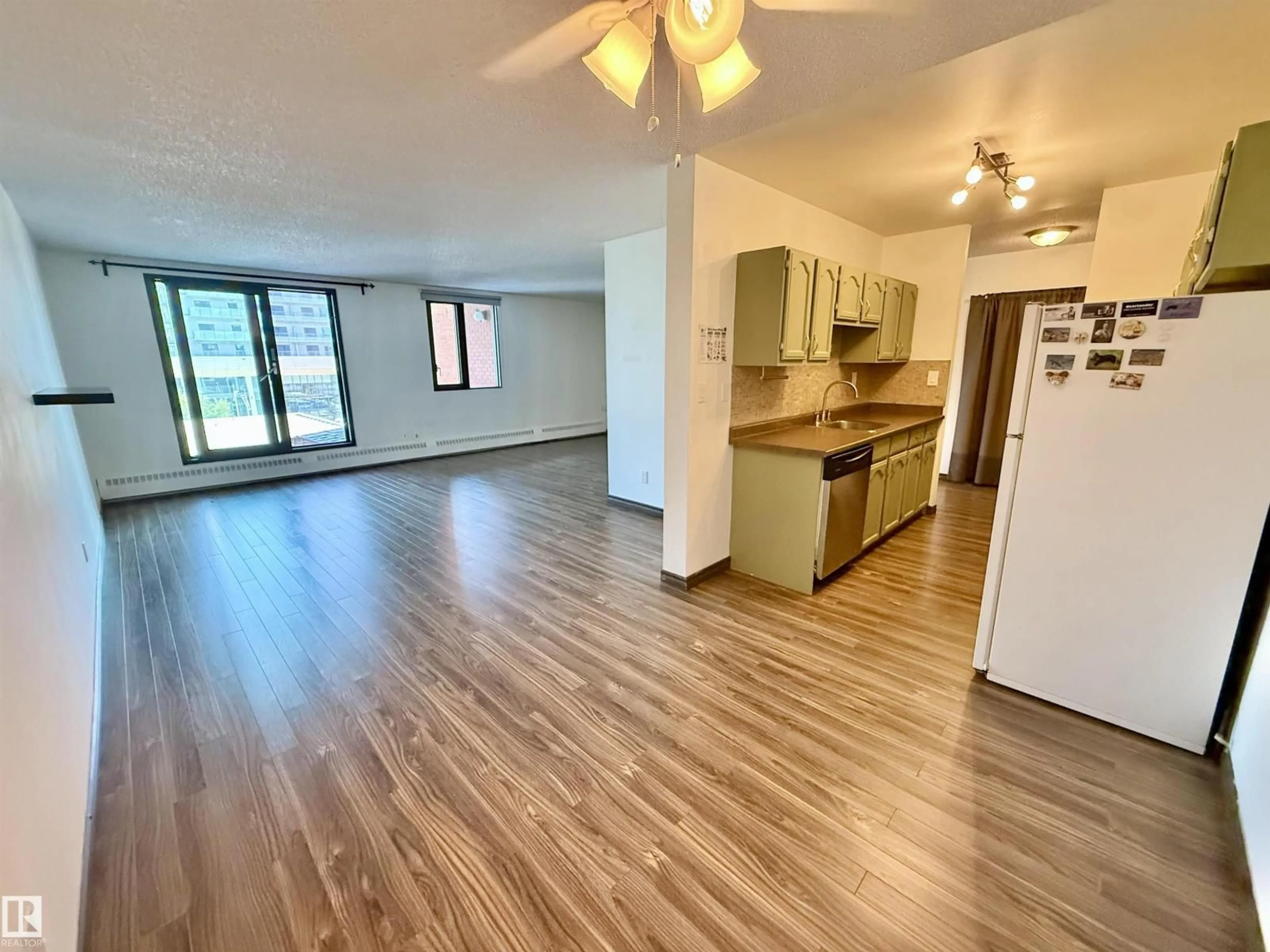 A pic of a room for #409 - 10145 109 ST NW, Edmonton Alberta T5J3M5