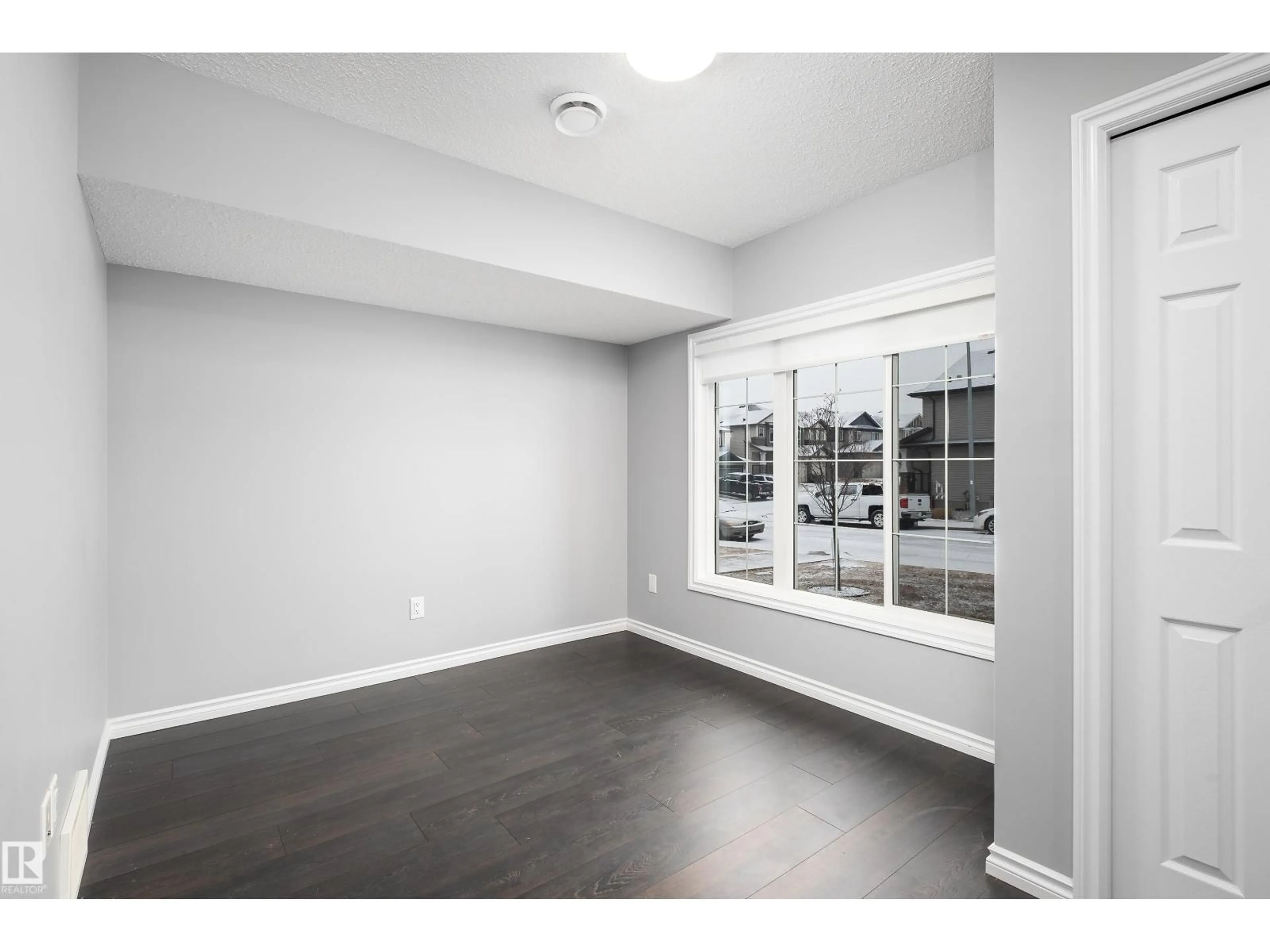 A pic of a room for 20 - 11 AUGUSTINE CR, Sherwood Park Alberta T8H0Z8
