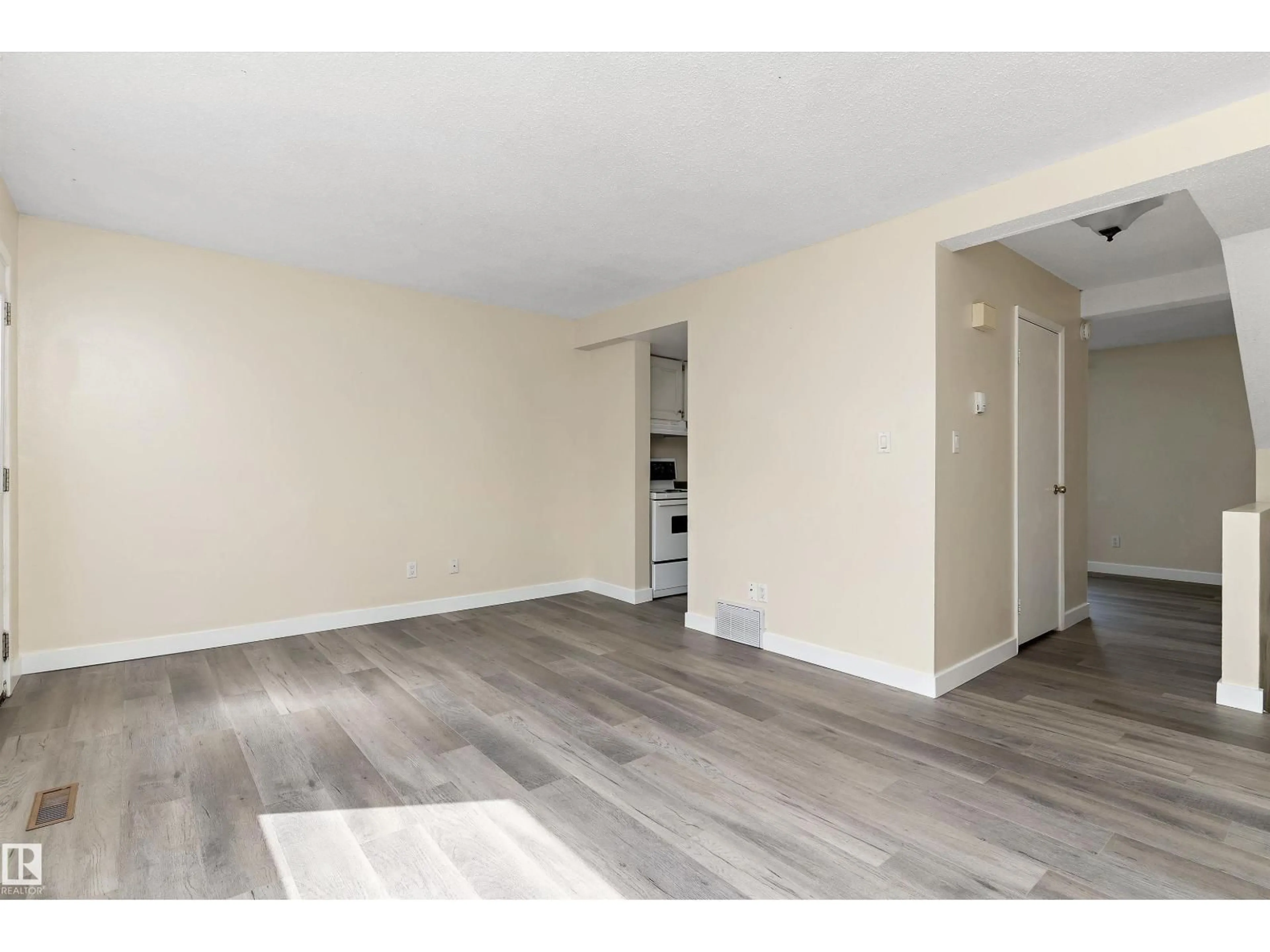 A pic of a room for 899 ABBOTSFIELD RD, Edmonton Alberta T5W4R4