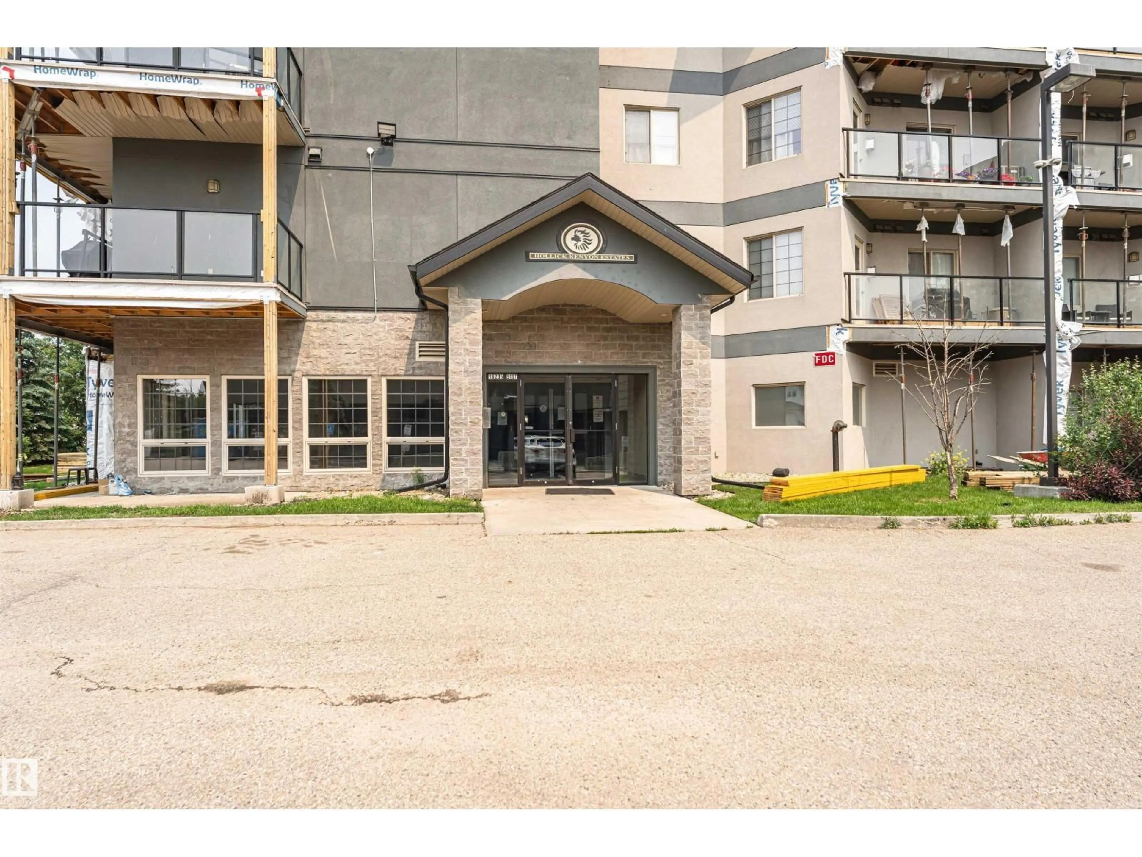 Unknown for 406 - 16235 51 ST, Edmonton Alberta T5Y0V3
