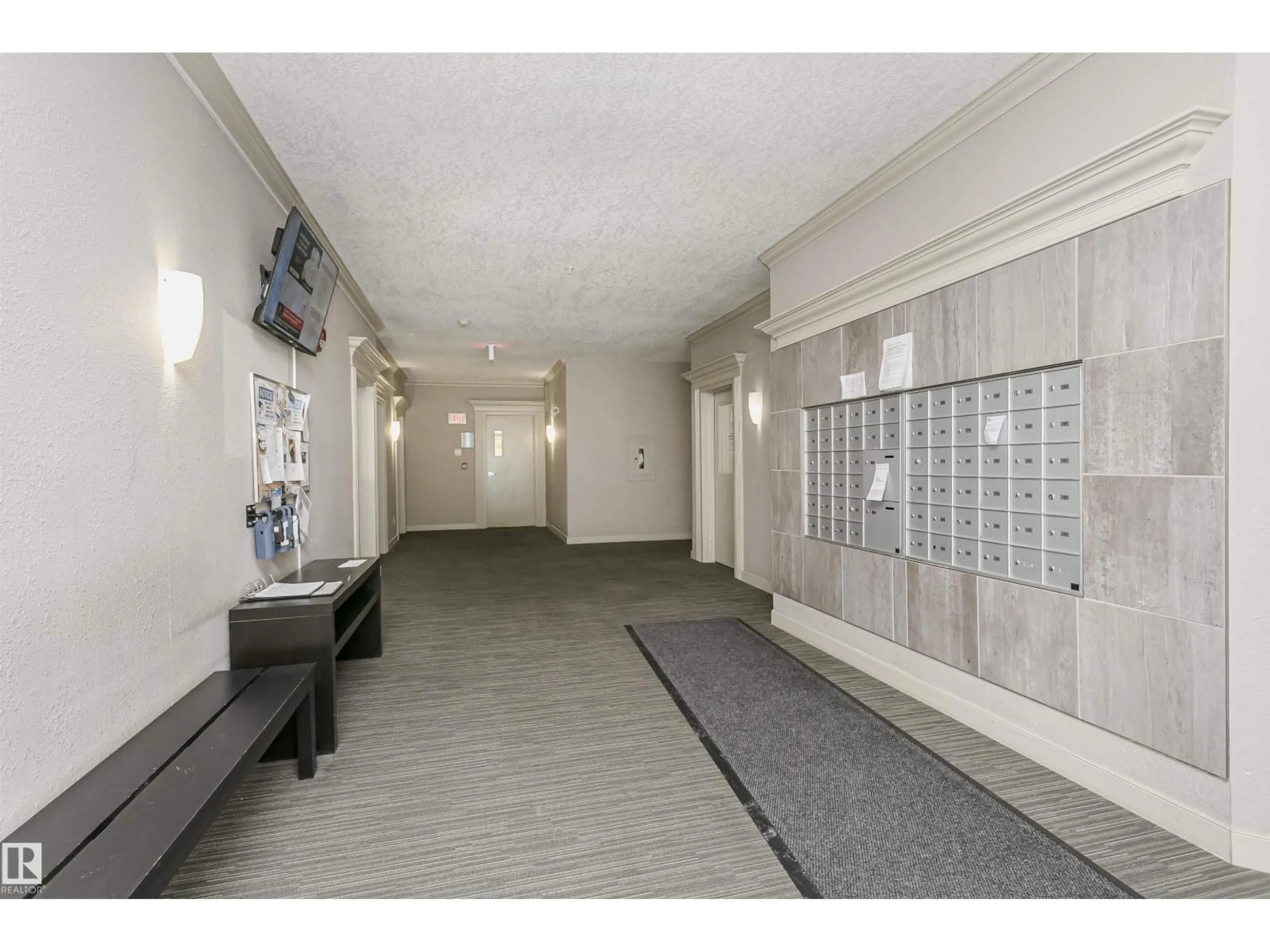 Indoor foyer for 406 - 16235 51 ST, Edmonton Alberta T5Y0V3