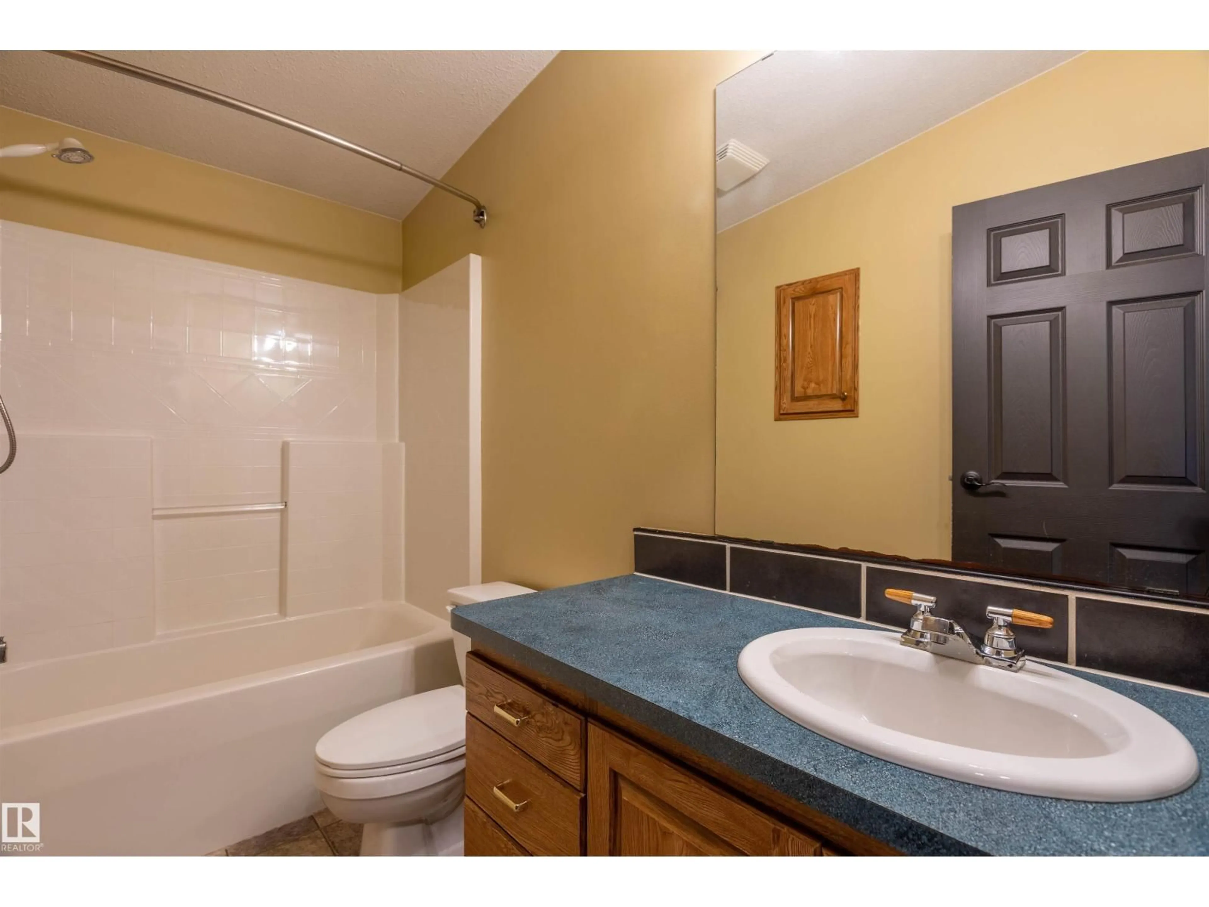 Standard bathroom, unknown for 59425 RG RD 260, Rural Westlock County Alberta T7P2P4