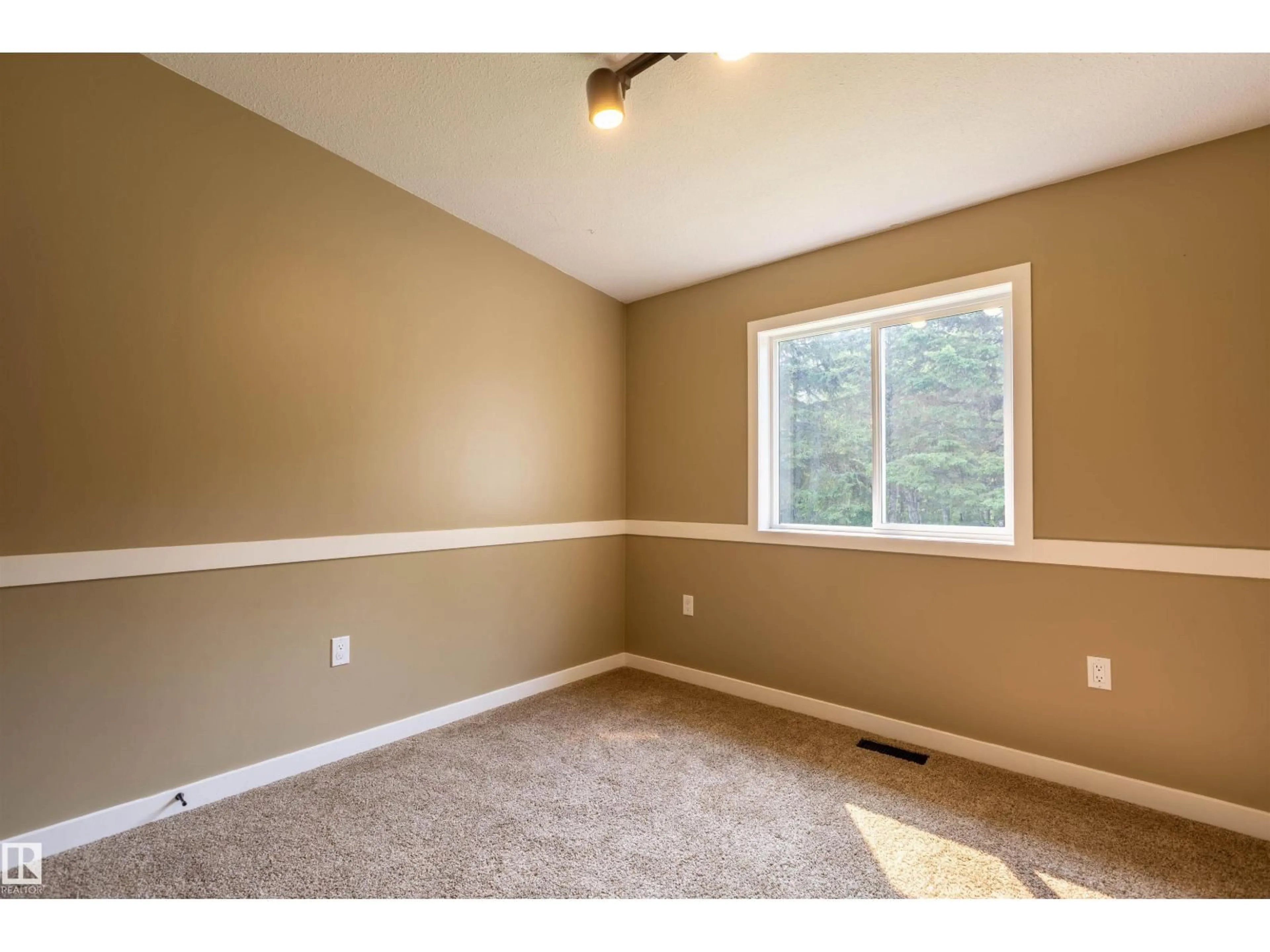 A pic of a room for 59425 RG RD 260, Rural Westlock County Alberta T7P2P4