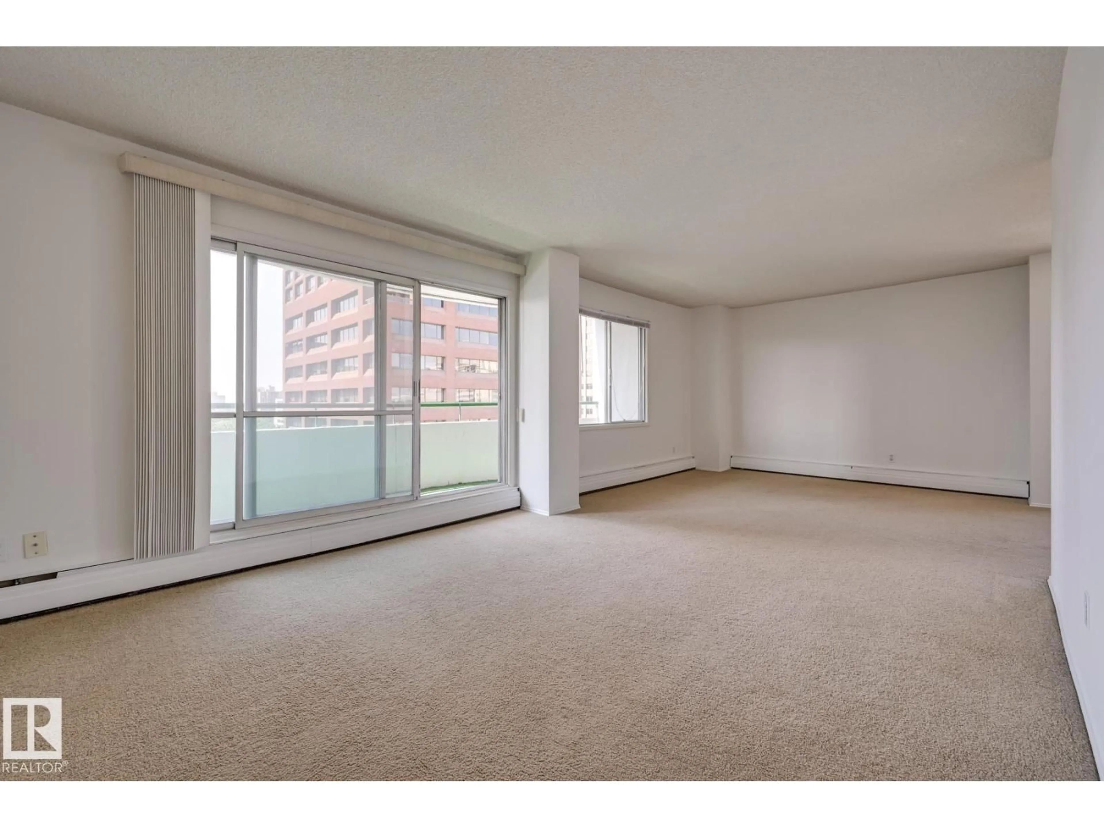 A pic of a room for 1502 106 ST NW, Edmonton Alberta T5K1B5