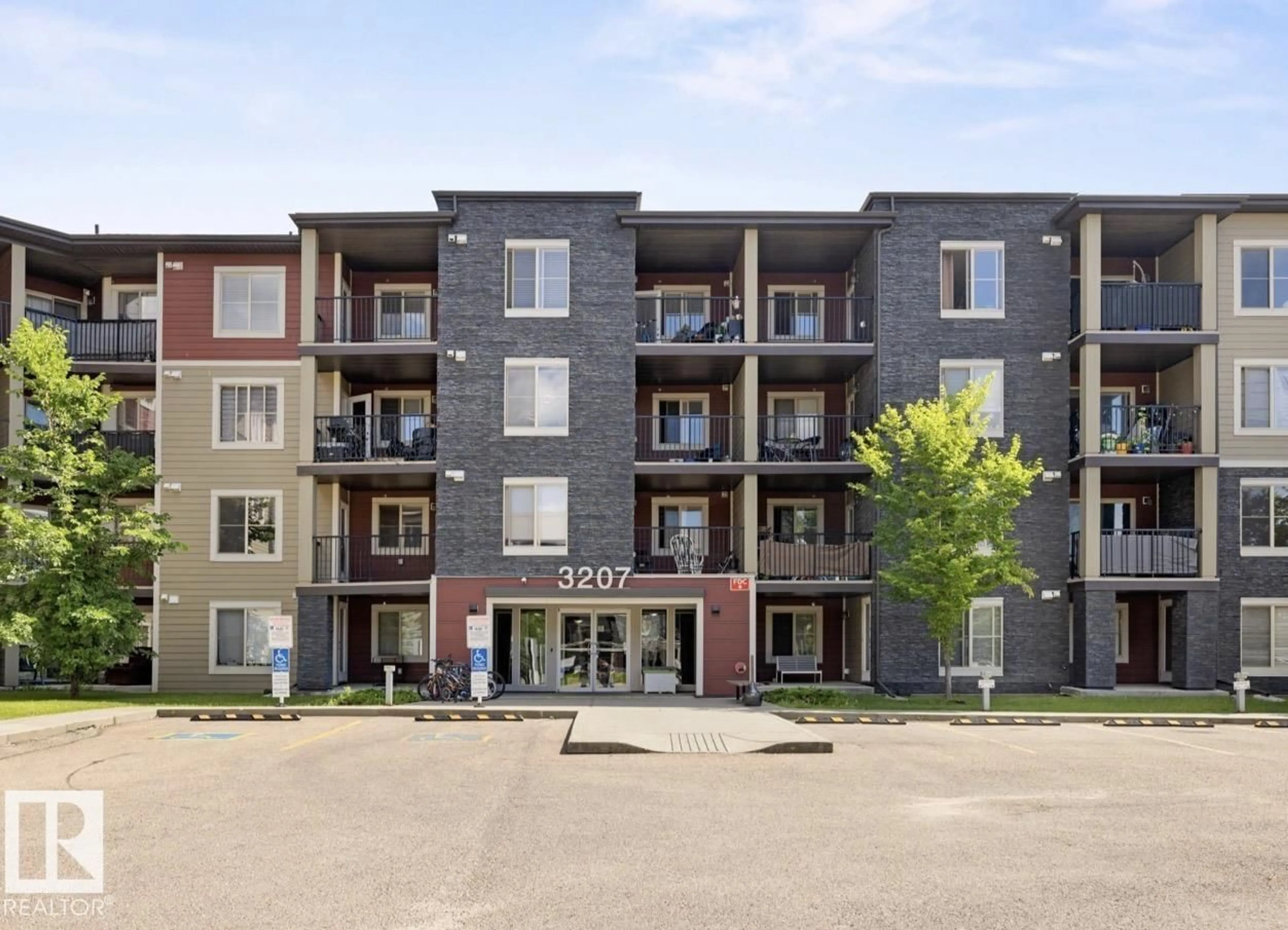 Unknown for #211 - 3207 JAMES MOWATT TRAIL SW, Edmonton Alberta T6W3L6
